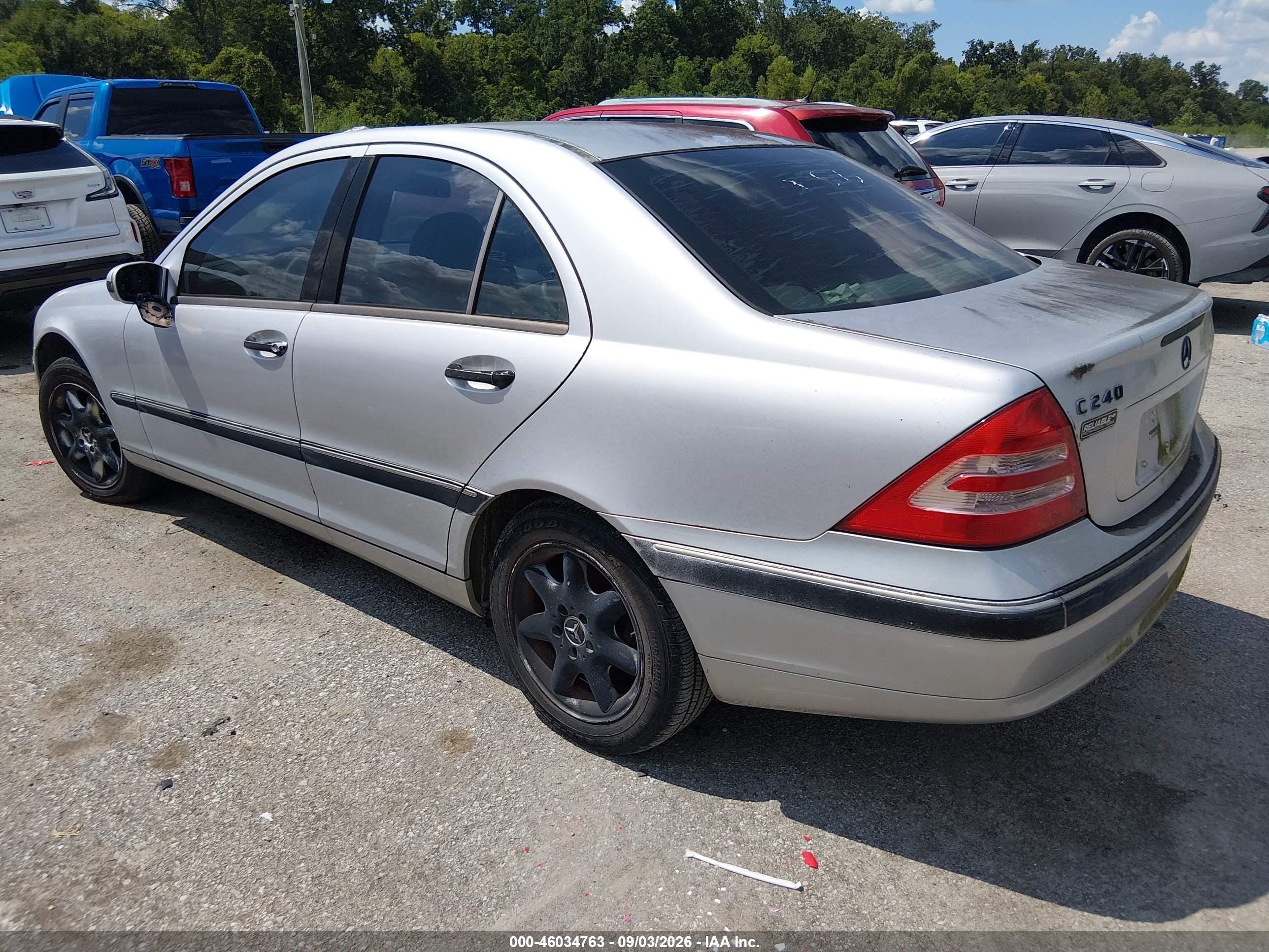 2001 Mercedes-benz C 240   Silver vin: WDBRF61J11F111587