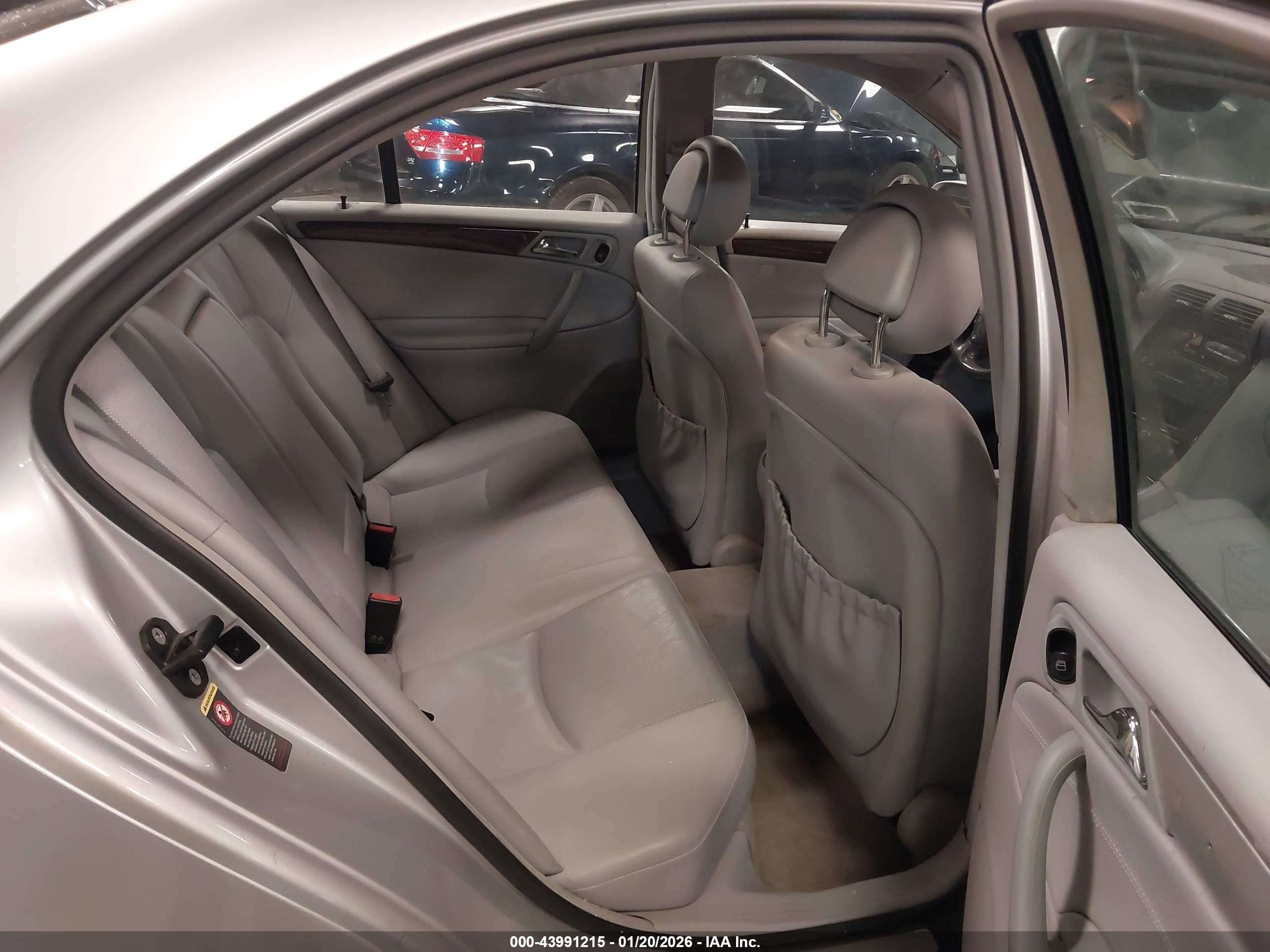 2002 Mercedes-benz C 240   Серый vin: WDBRF61J12E001548