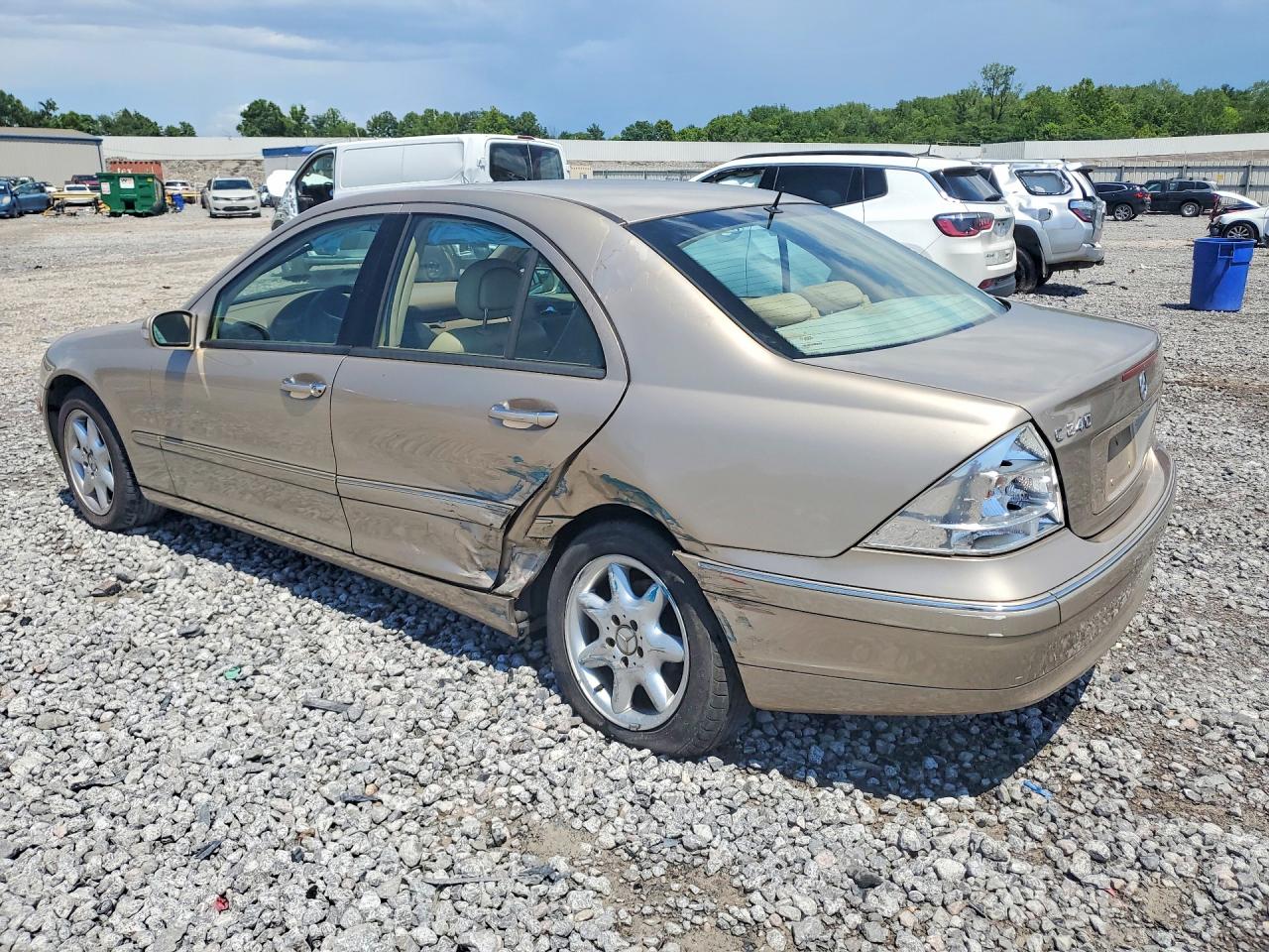 2002 Mercedes-benz C 240 Gold vin: WDBRF61J12E001887