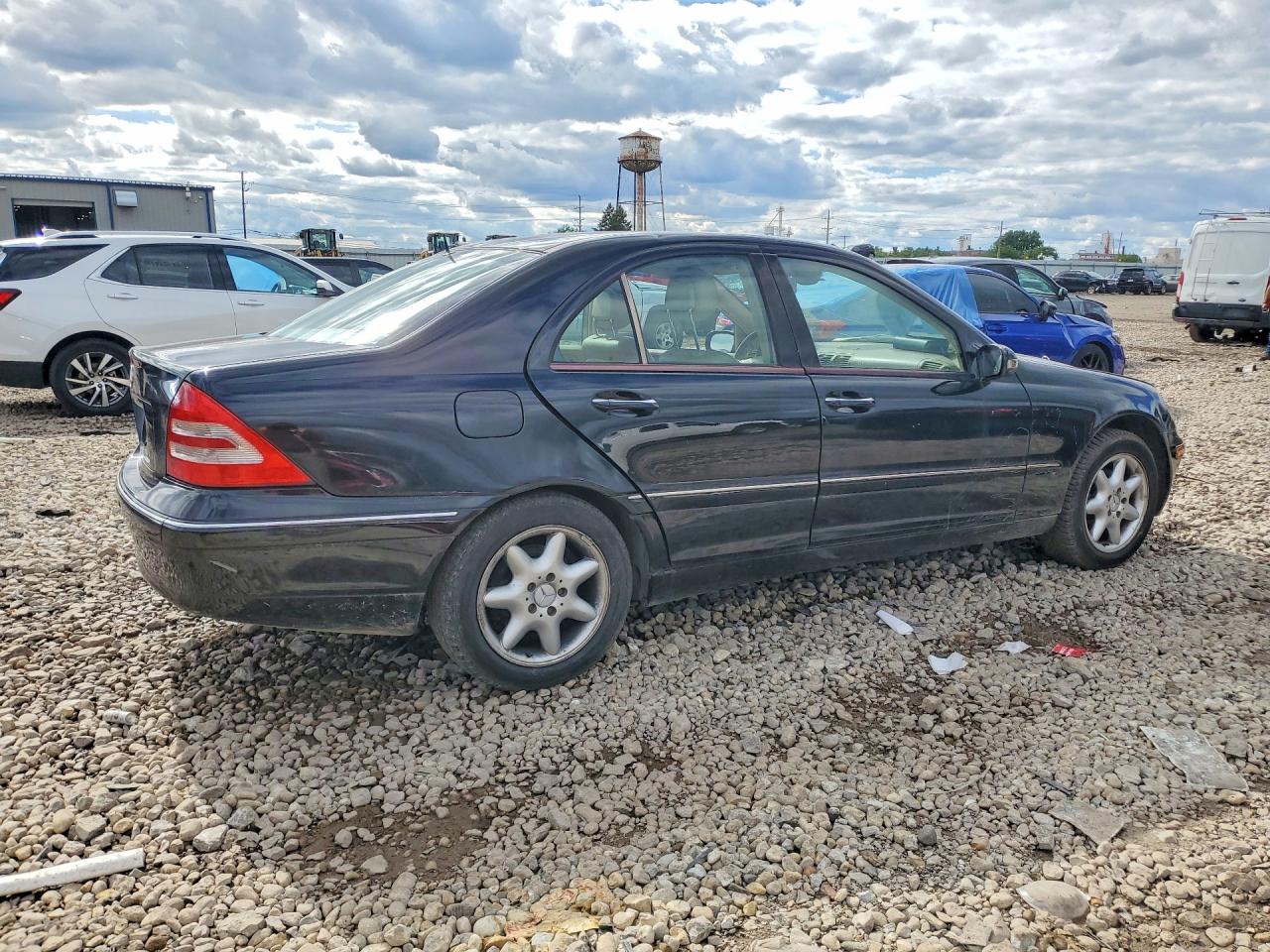 2002 Mercedes-benz C 240 Black vin: WDBRF61J12F146373
