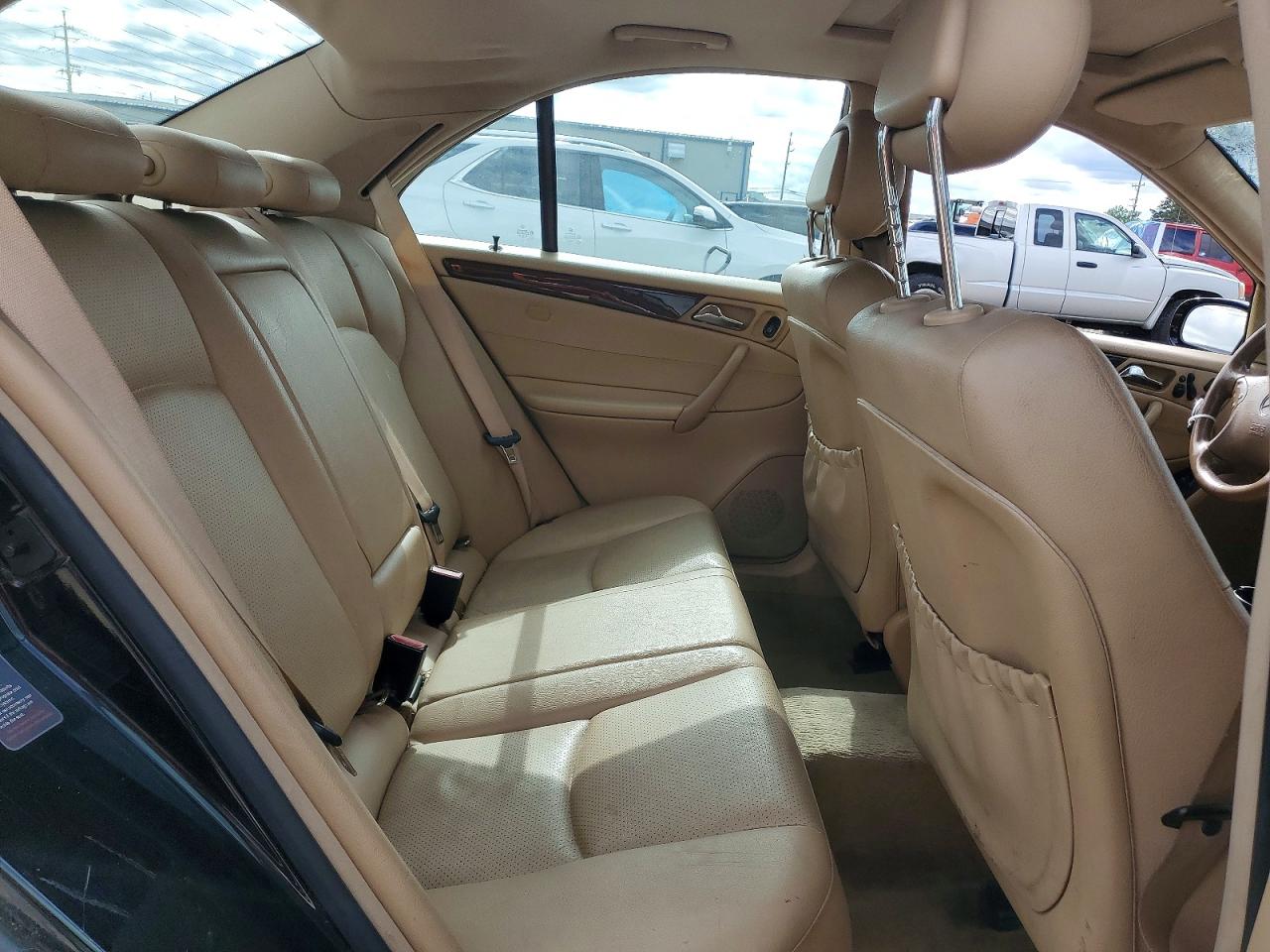 2002 Mercedes-benz C 240 Black vin: WDBRF61J12F146373