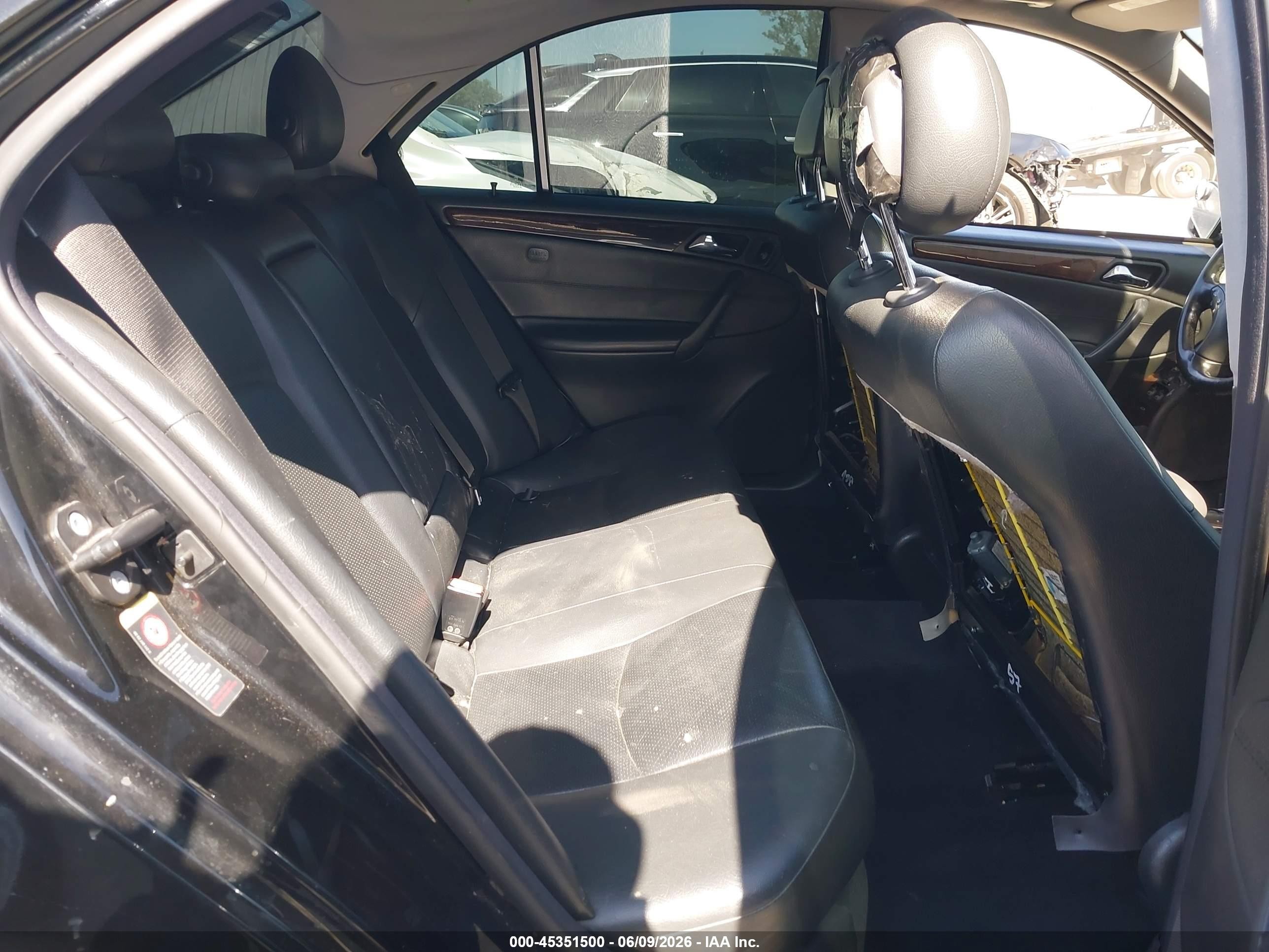 2002 Mercedes-benz C 240 Черный vin: WDBRF61J12F175985