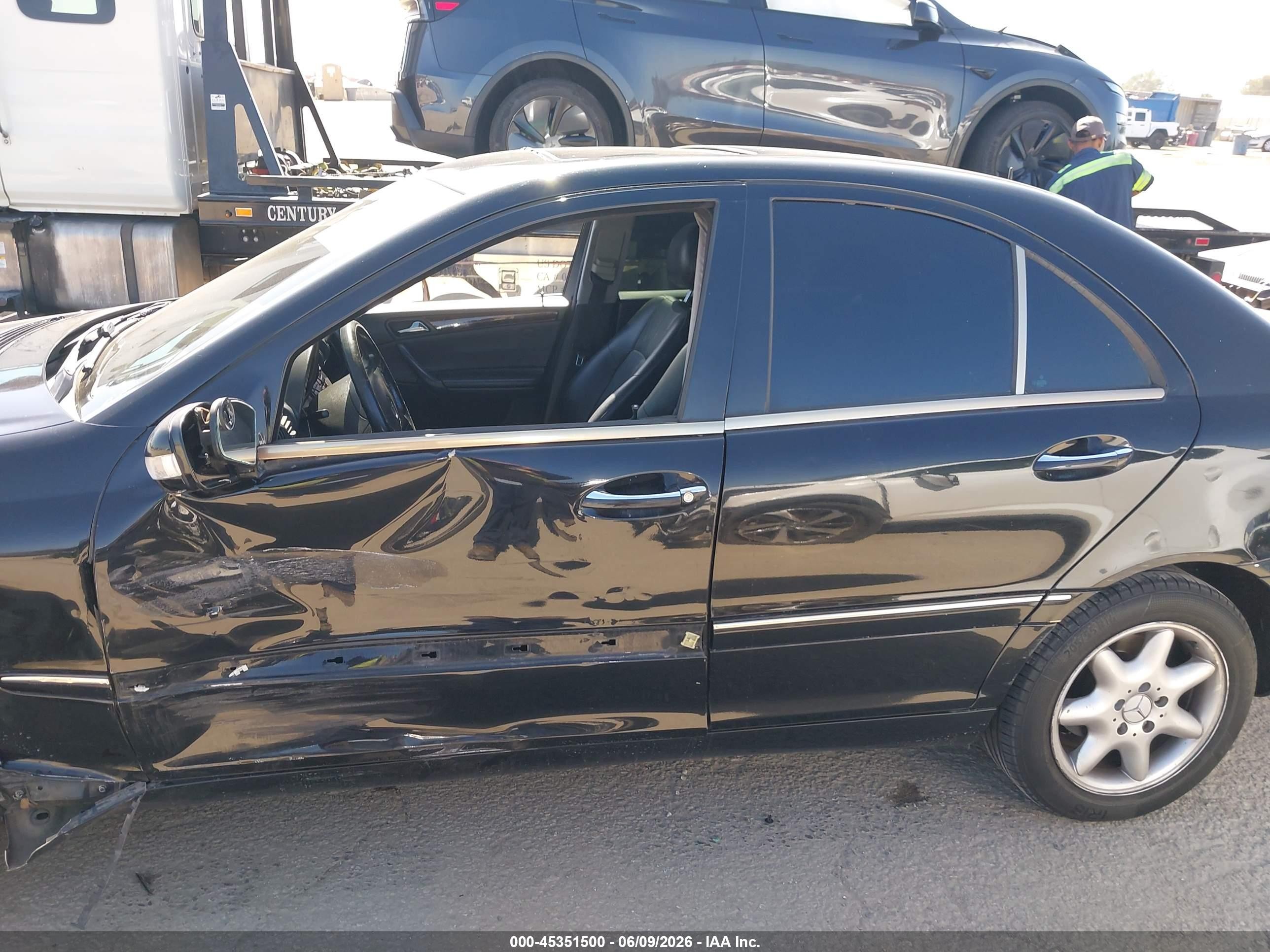 2002 Mercedes-benz C 240 Черный vin: WDBRF61J12F175985