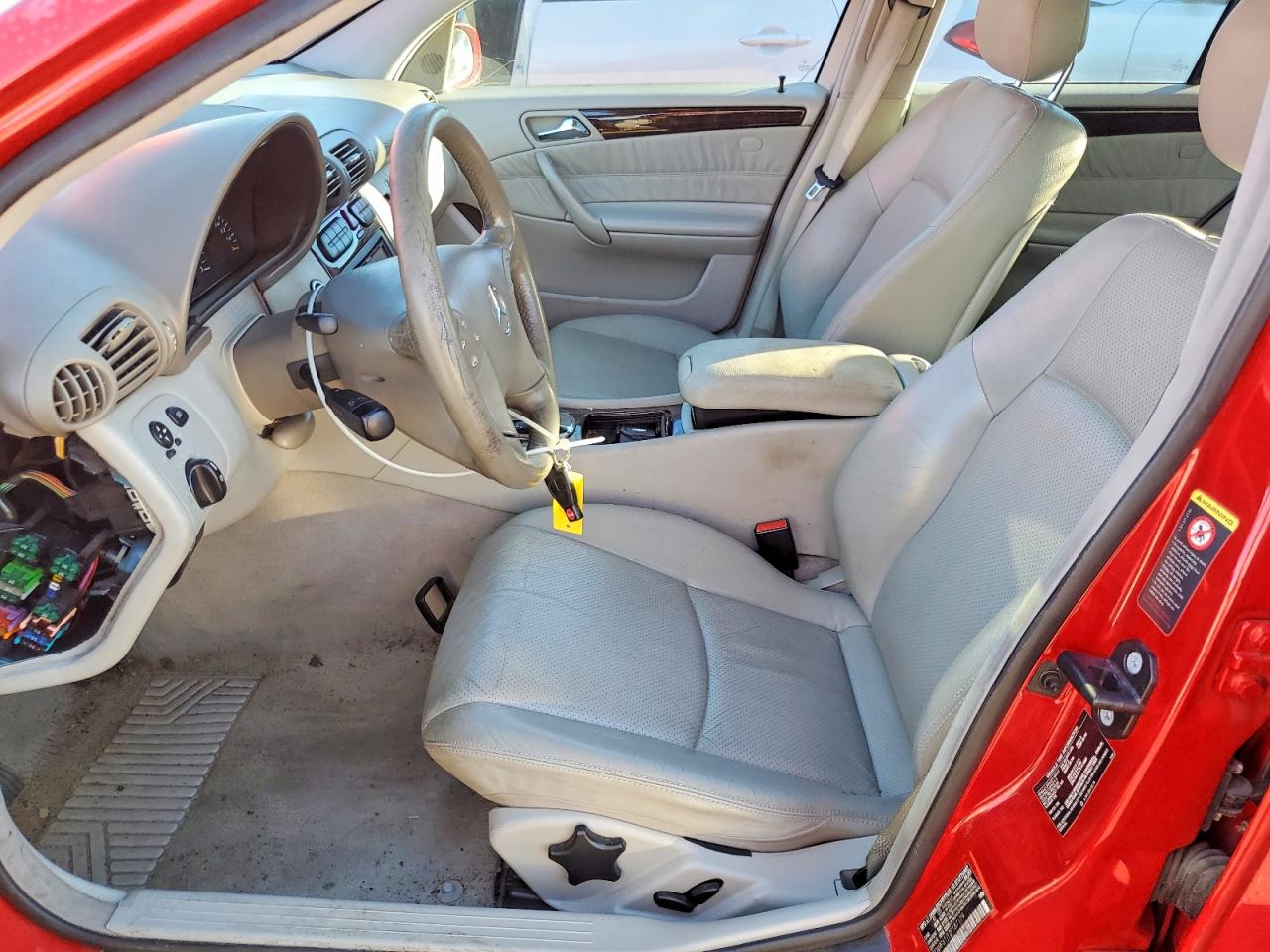 2002 Mercedes-benz C 240 Red vin: WDBRF61J12F187179