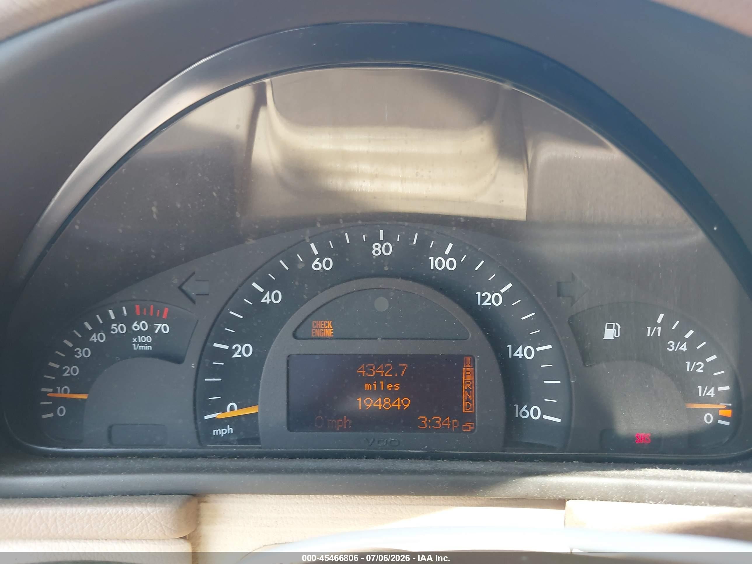 2002 Mercedes-benz C 240   Gold vin: WDBRF61J12F283751