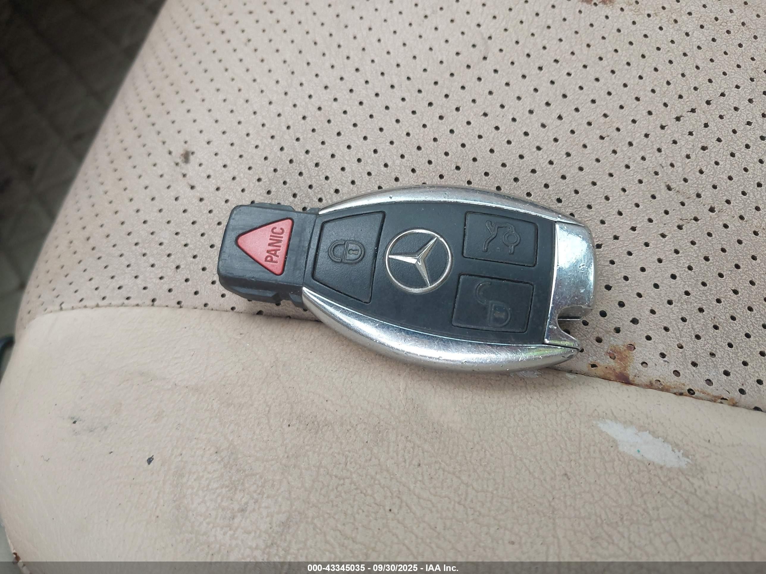 2003 Mercedes-benz C 240   Золотой vin: WDBRF61J13E009652
