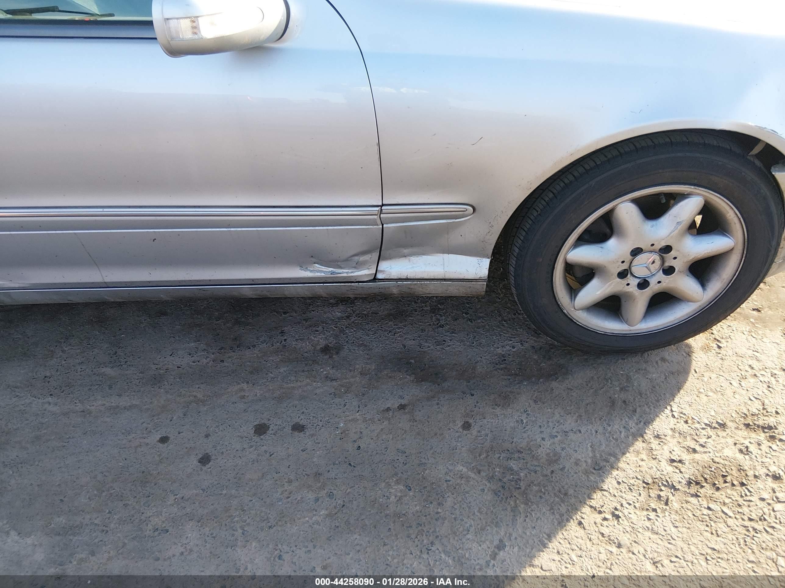 2003 Mercedes-benz C 240   Silver vin: WDBRF61J13E013894