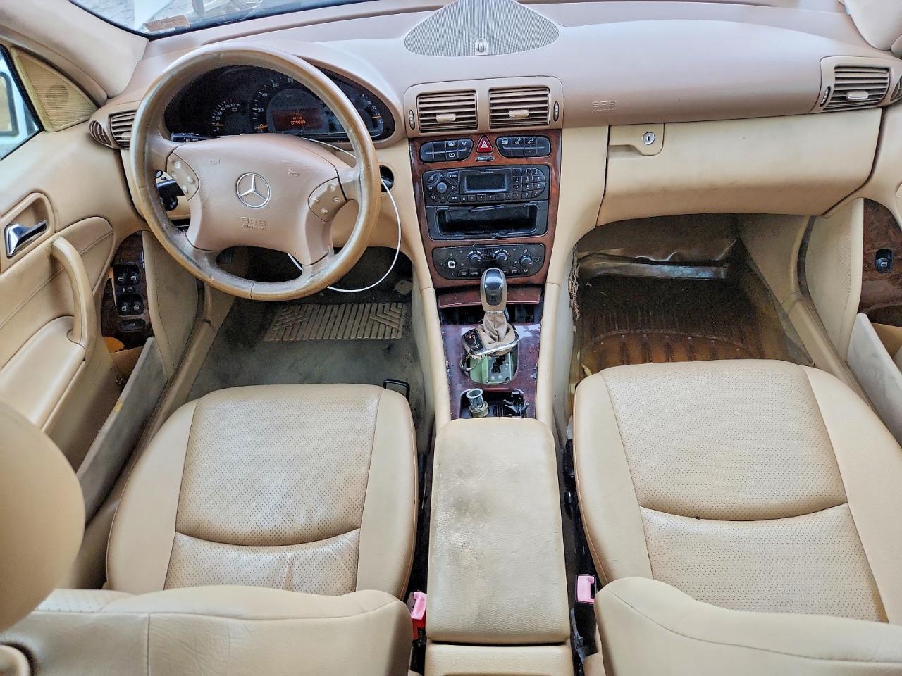 2003 Mercedes-benz C 240 White vin: WDBRF61J13F321111