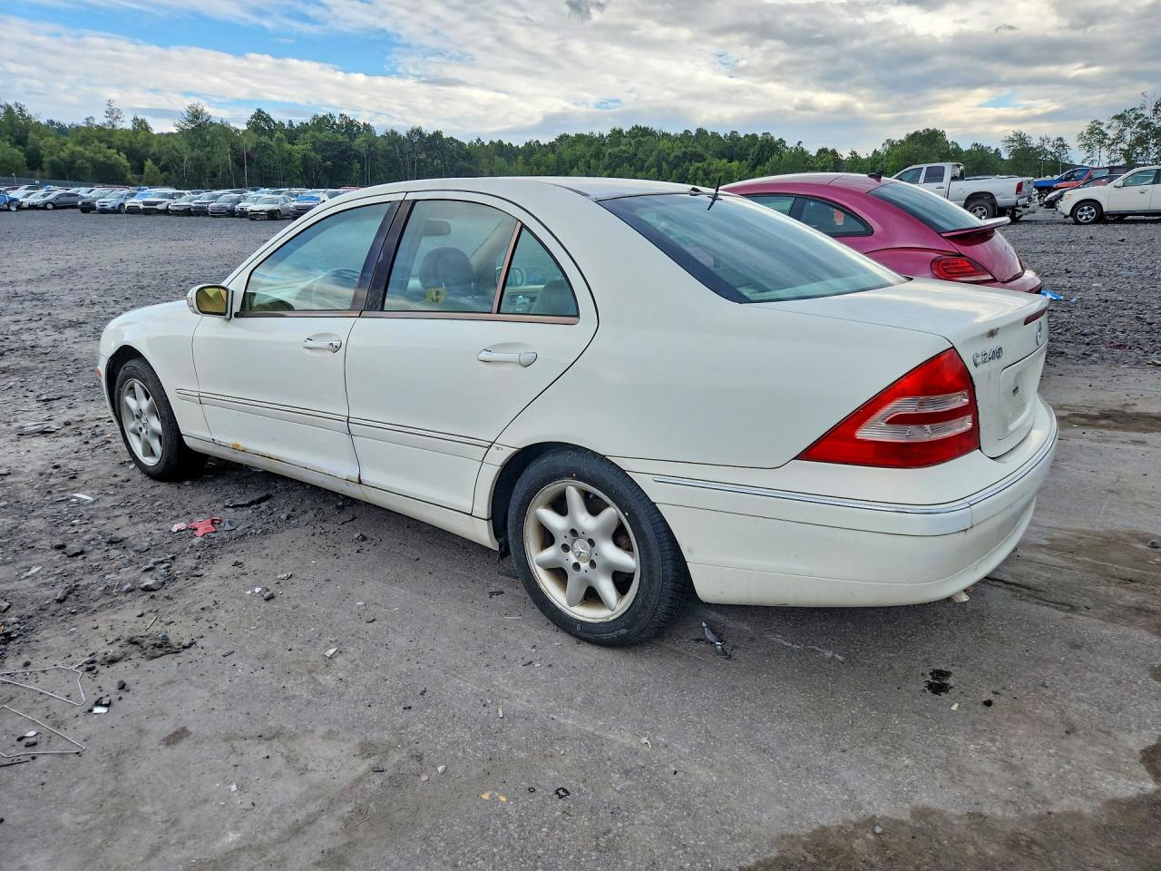 2003 Mercedes-benz C 240 White vin: WDBRF61J13F321111