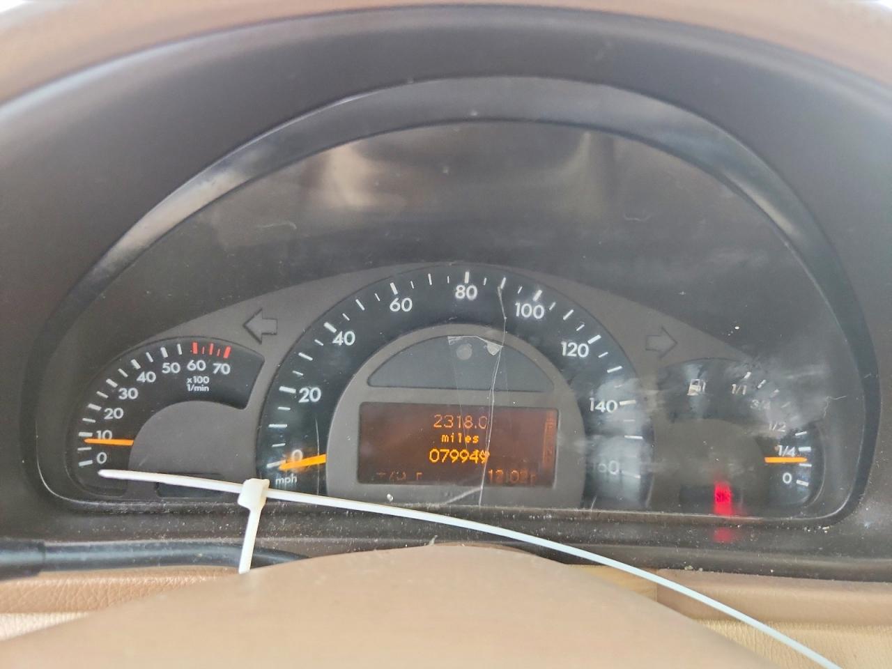 2003 Mercedes-benz C 240 White vin: WDBRF61J13F321111