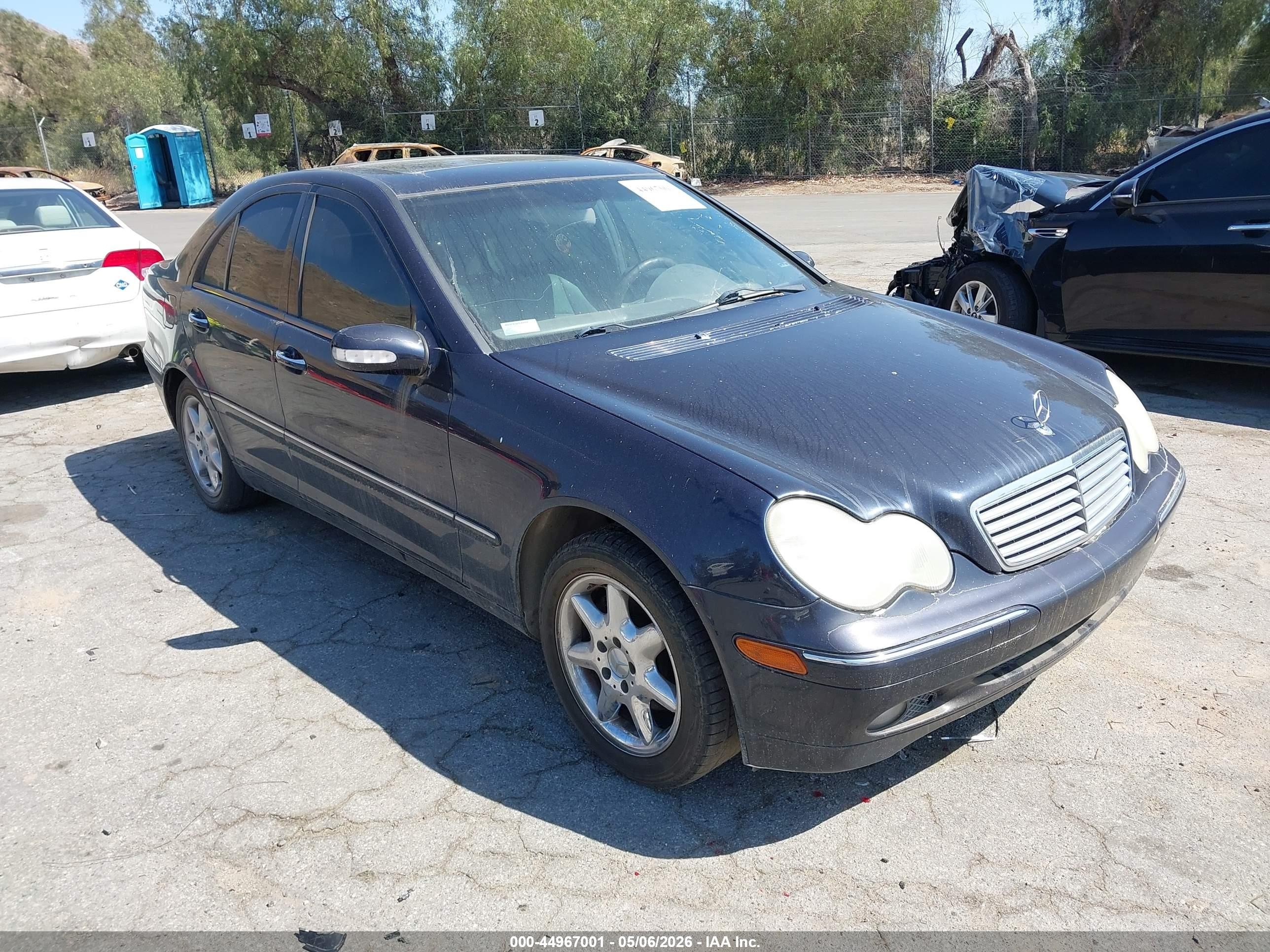 2003 Mercedes-benz C 240 Blue vin: WDBRF61J13F376609