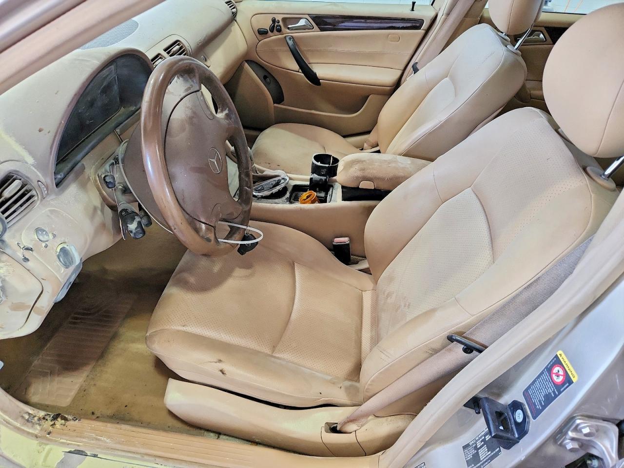 2004 Mercedes-benz C 240 Gold vin: WDBRF61J14A585508