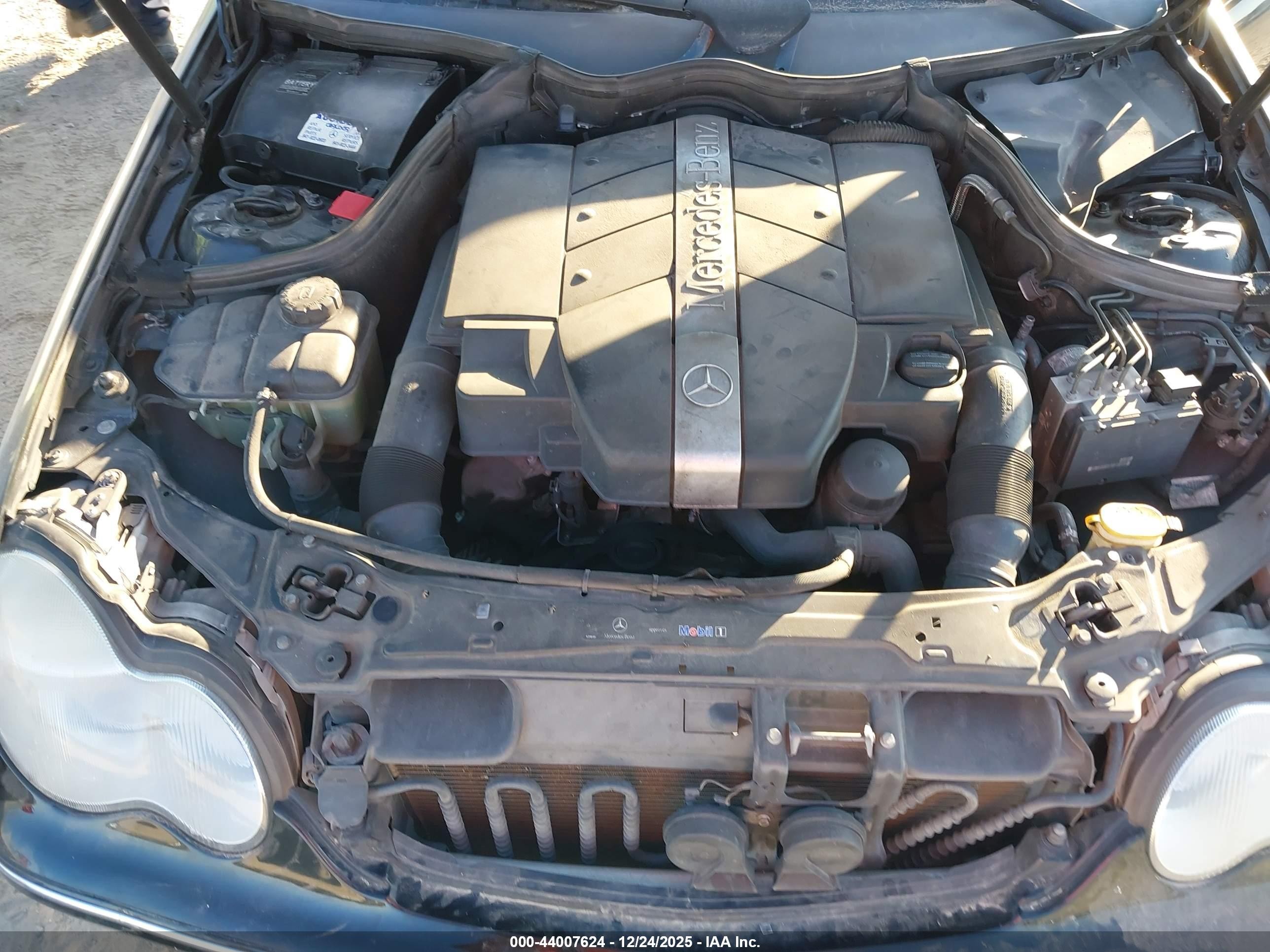 2004 Mercedes-benz C 240   Черный vin: WDBRF61J14E018384