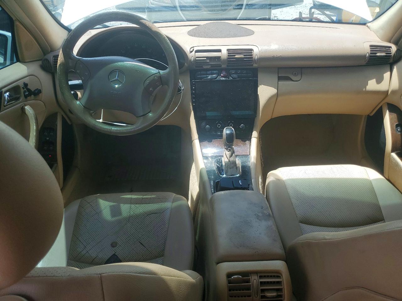 2004 Mercedes-benz C 240 Cream vin: WDBRF61J14F459572