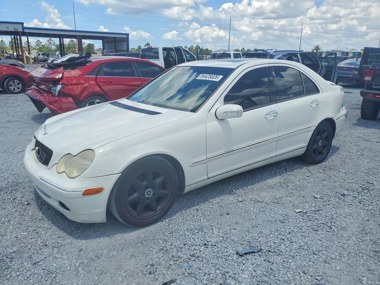 2004 Mercedes-benz C 240 Cream vin: WDBRF61J14F459572