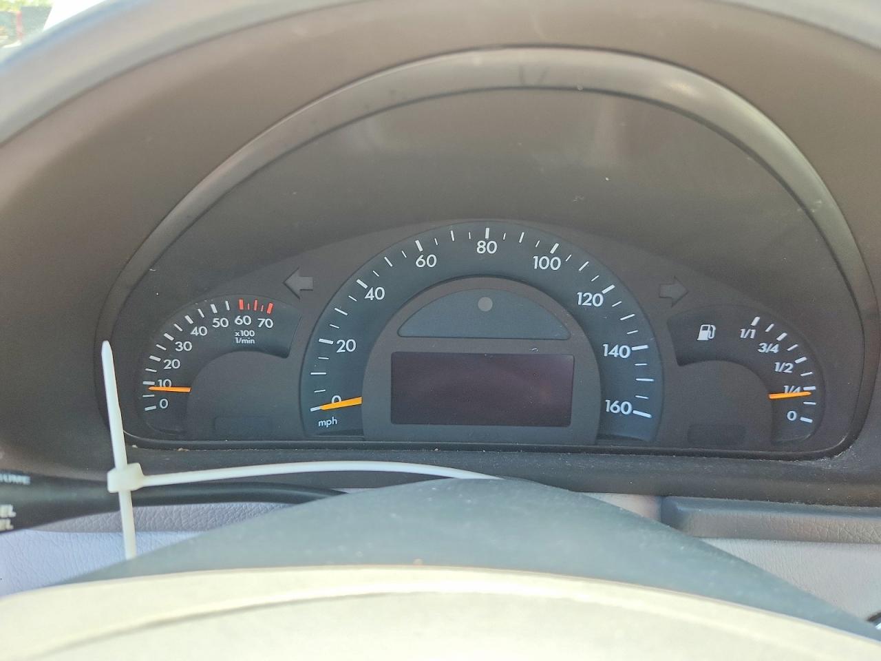2004 Mercedes-benz C 240 Серебряный vin: WDBRF61J14F554570