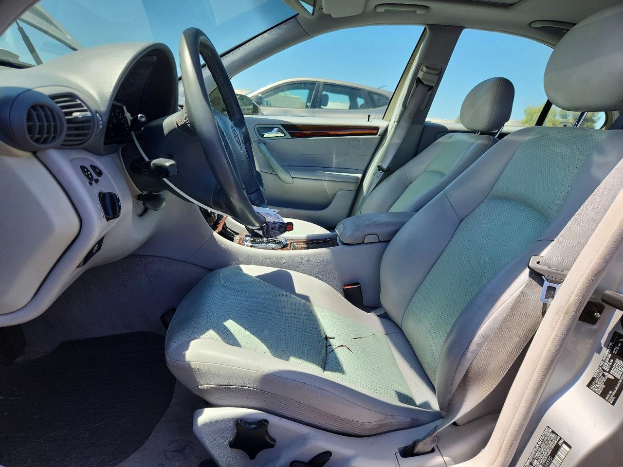 2004 Mercedes-benz C 240 Серебряный vin: WDBRF61J14F554570