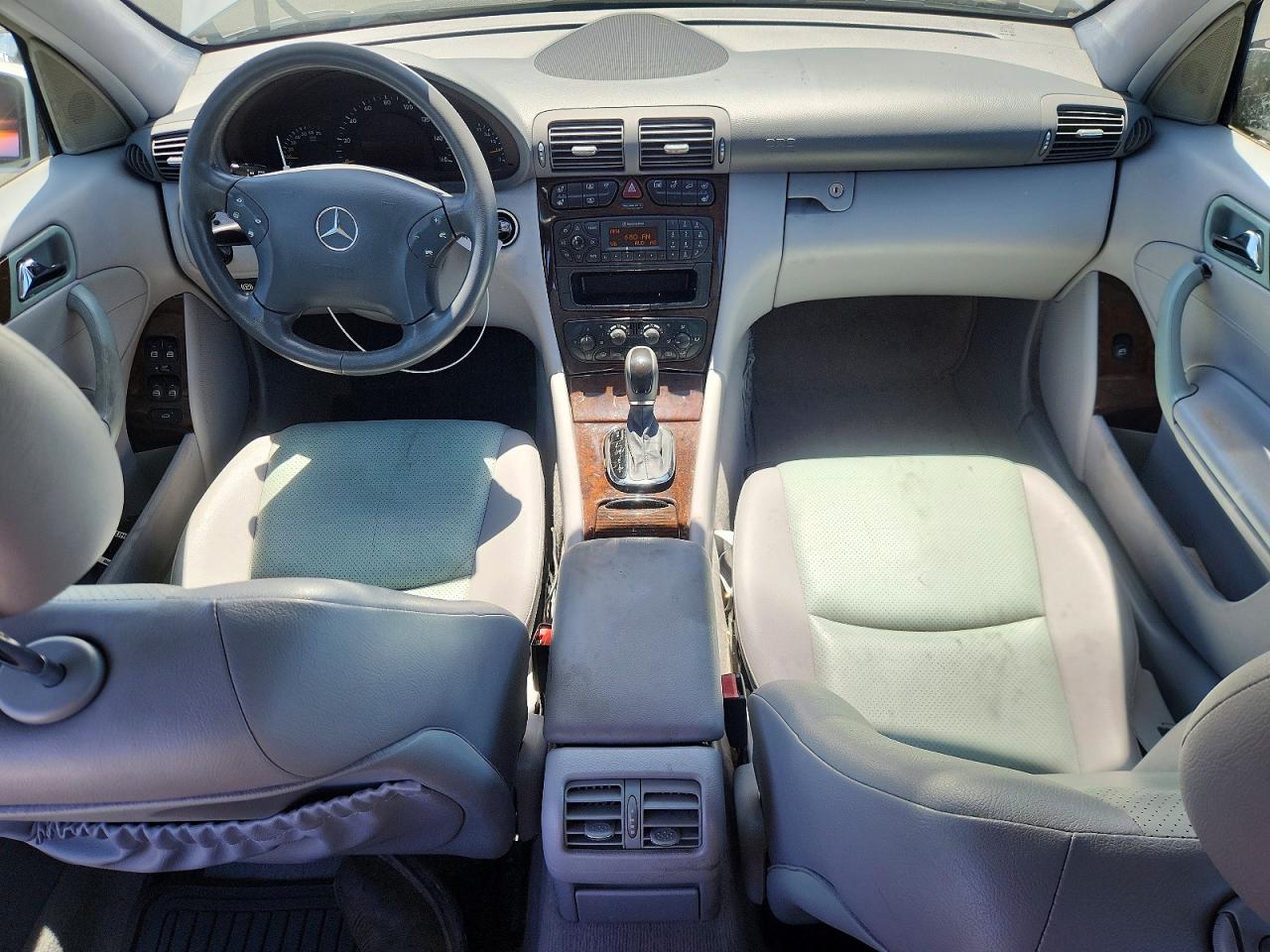 2004 Mercedes-benz C 240 Серебряный vin: WDBRF61J14F554570