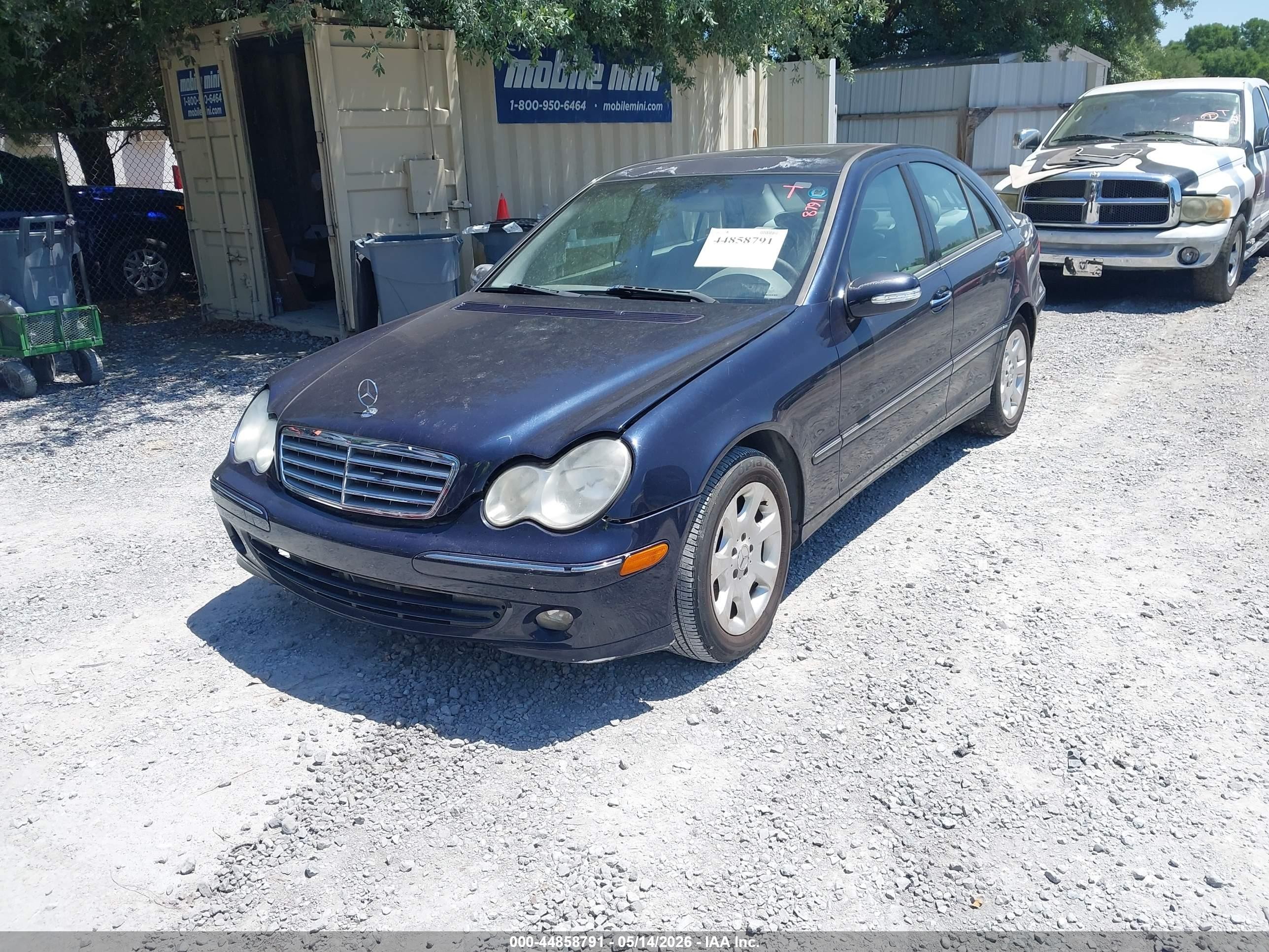2005 Mercedes-benz C 240 Luxury Black vin: WDBRF61J15A699168