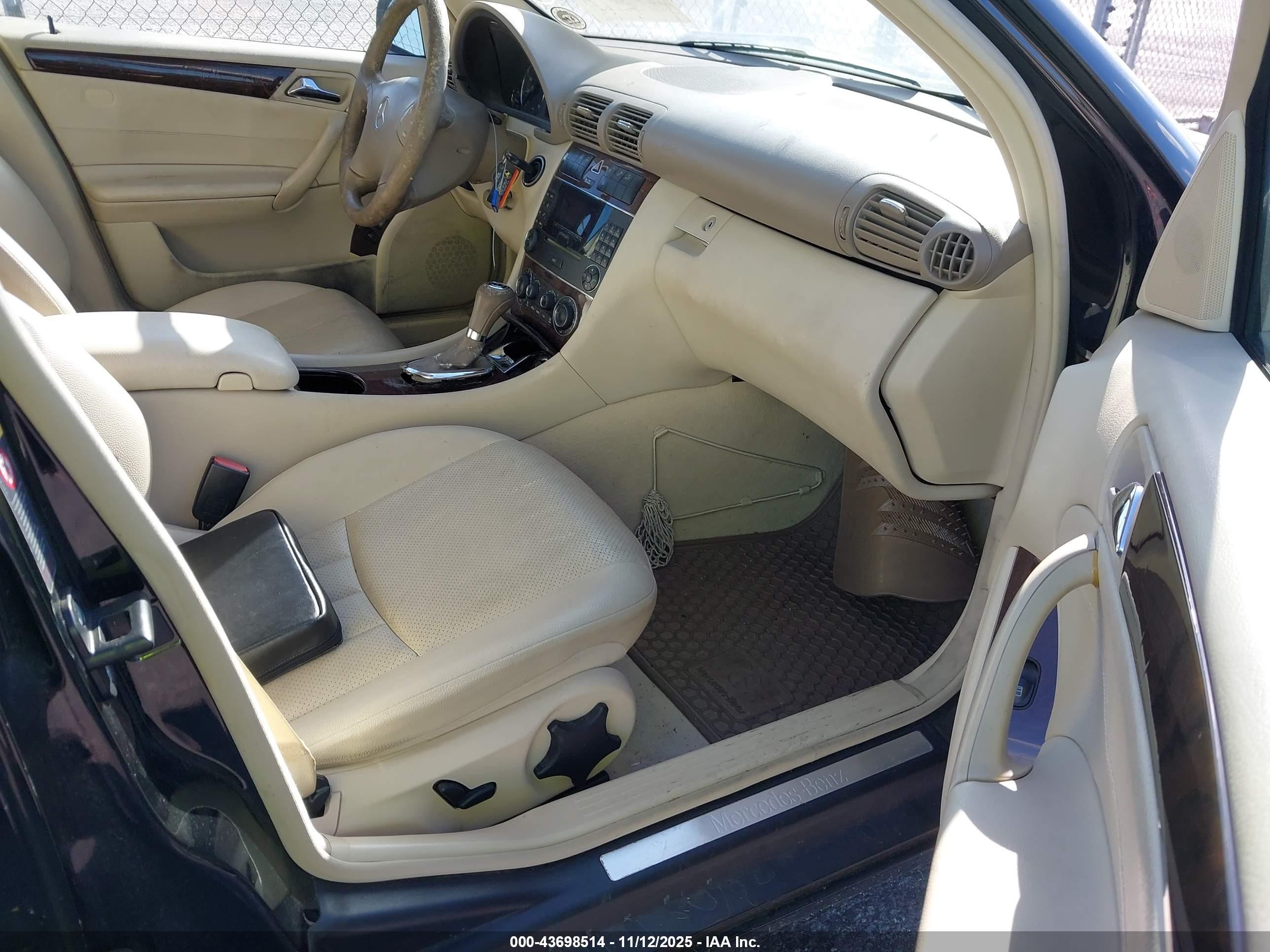 2005 Mercedes-benz C 240 Luxury Black vin: WDBRF61J15A727423