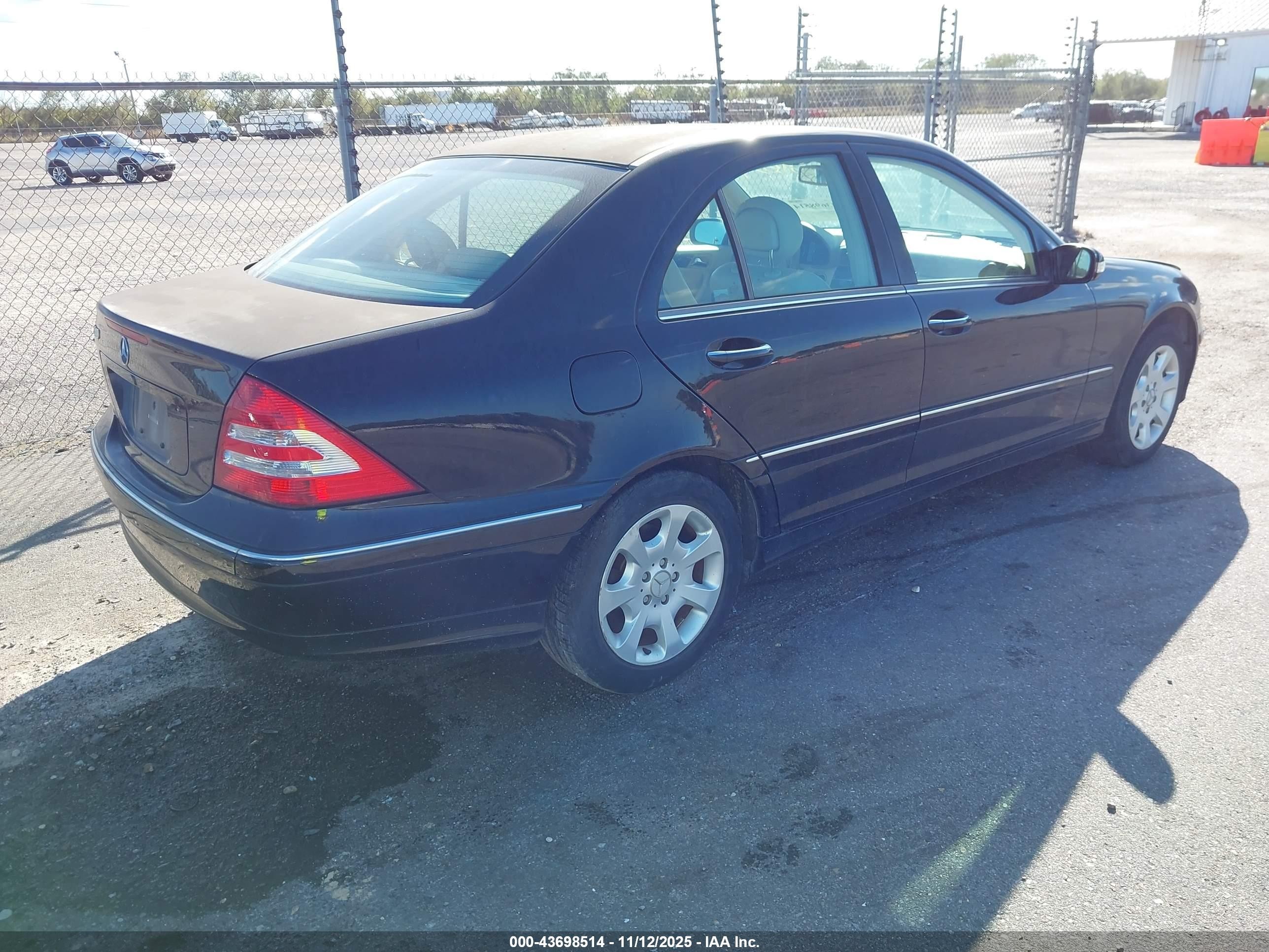 2005 Mercedes-benz C 240 Luxury Black vin: WDBRF61J15A727423