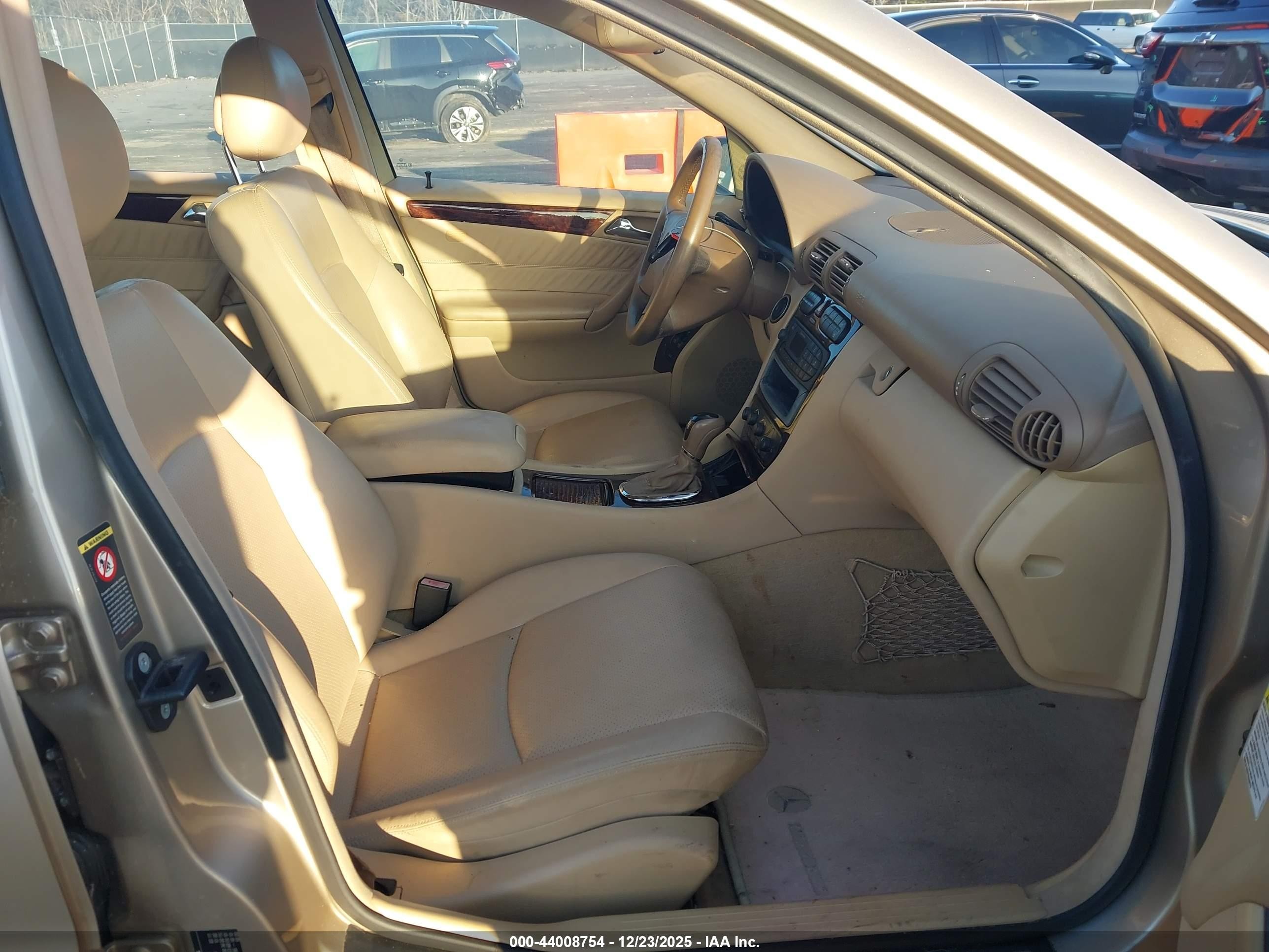 2001 Mercedes-benz C 240   Gold vin: WDBRF61J21F014849