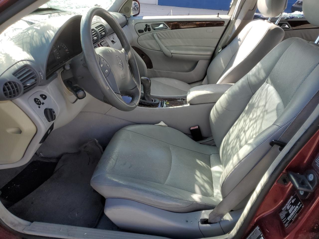 2001 Mercedes-benz C 240 Burgundy vin: WDBRF61J21F019582
