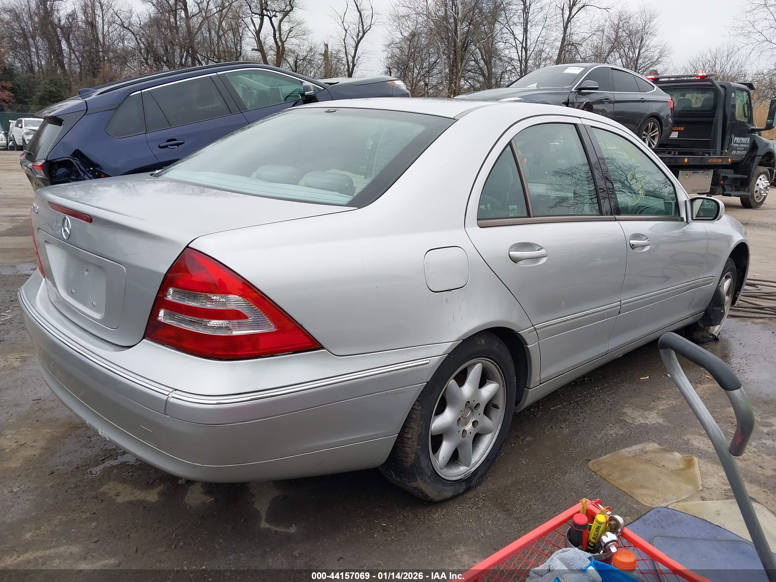 2001 Mercedes-benz C 240   Silver vin: WDBRF61J21F090331