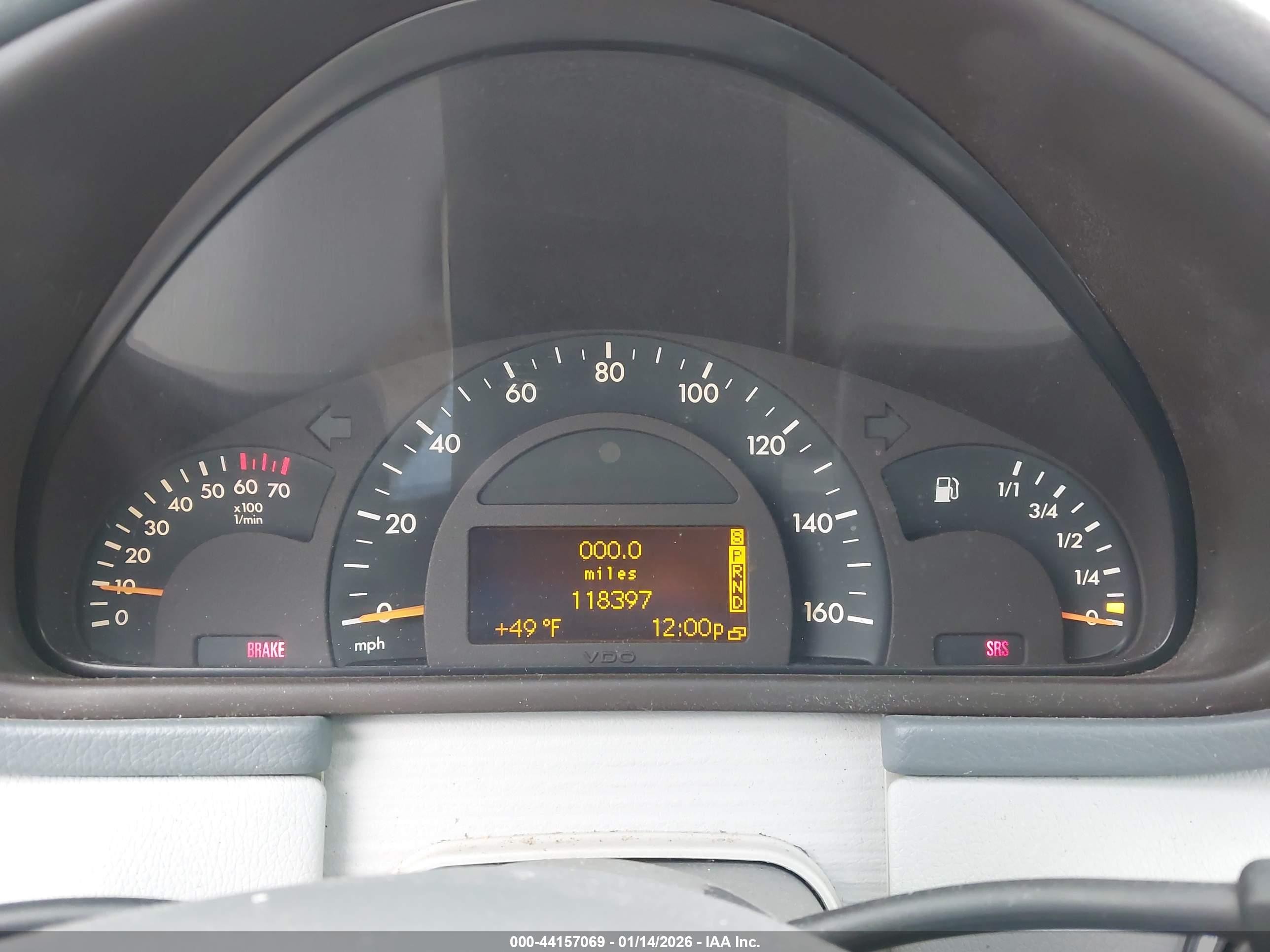 2001 Mercedes-benz C 240   Silver vin: WDBRF61J21F090331