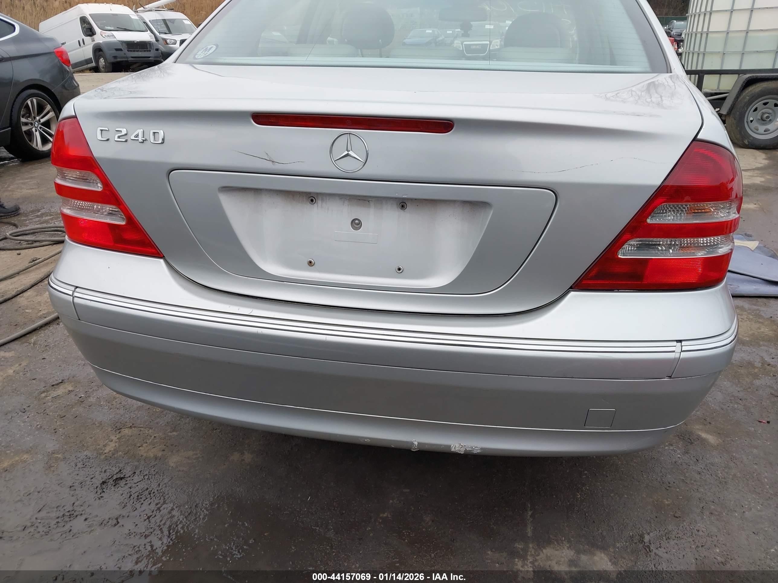 2001 Mercedes-benz C 240   Silver vin: WDBRF61J21F090331