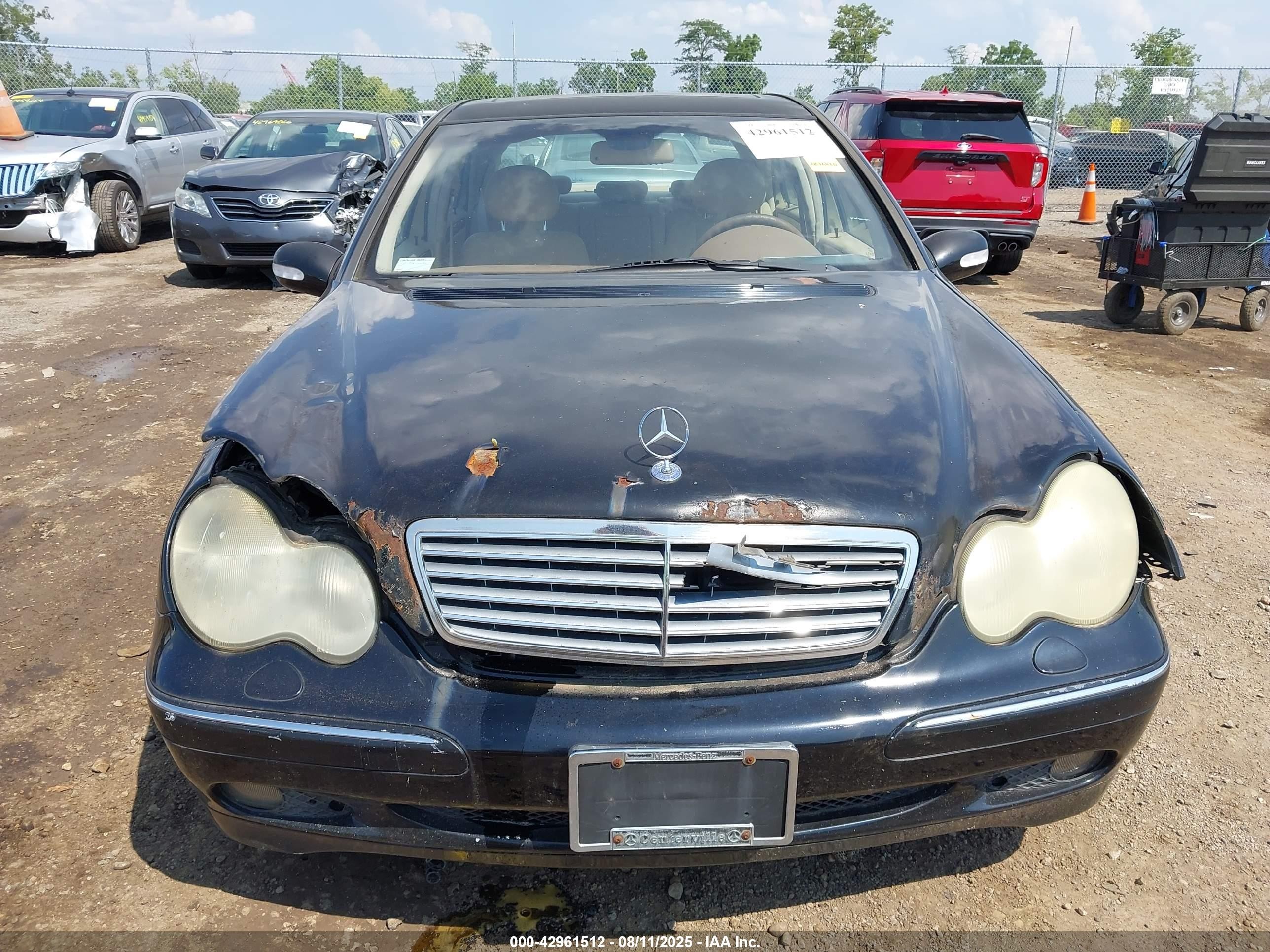 2002 Mercedes-benz C 240   Black vin: WDBRF61J22E005317