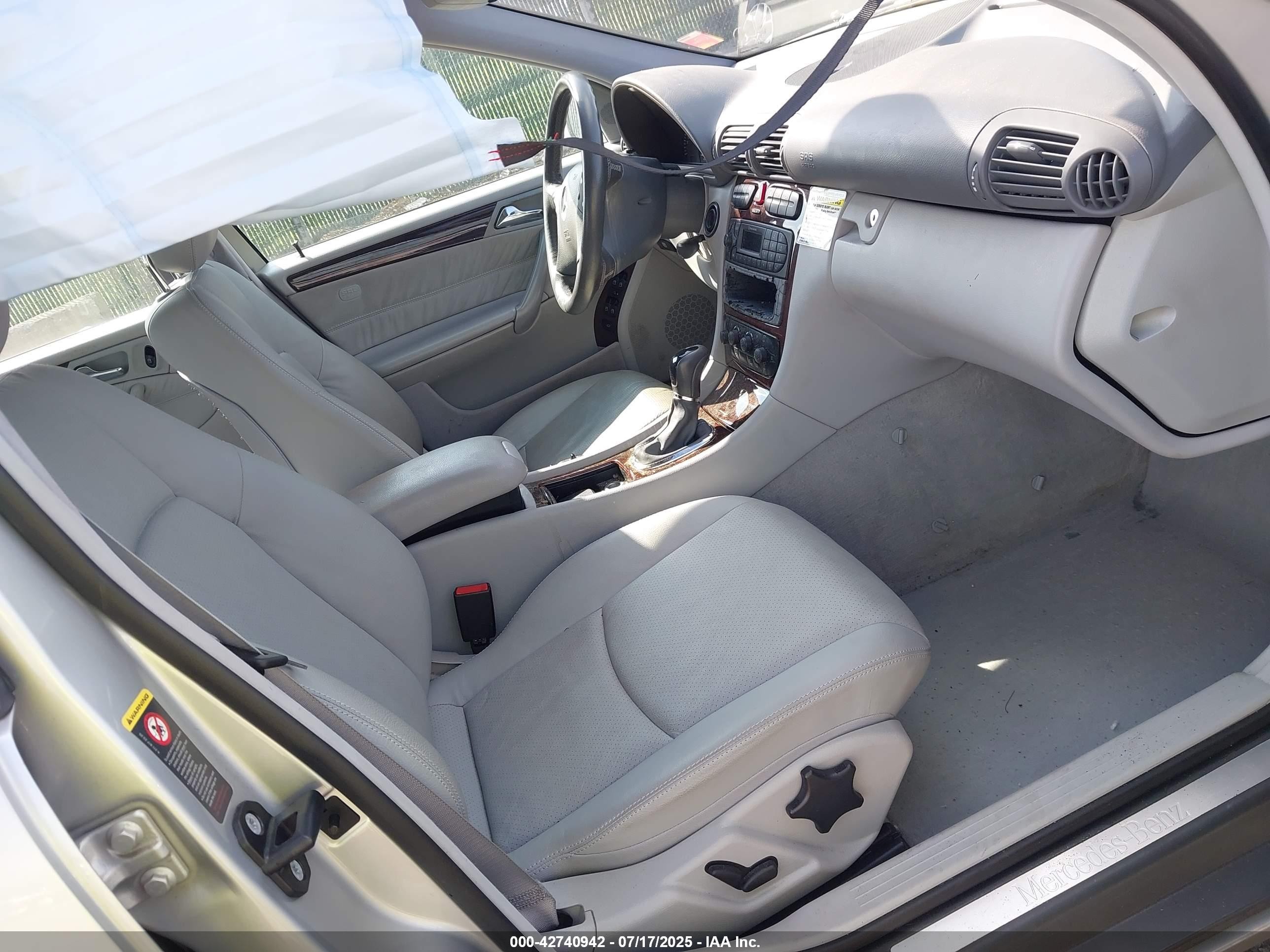2002 Mercedes-benz C 240   Silver vin: WDBRF61J22F188793
