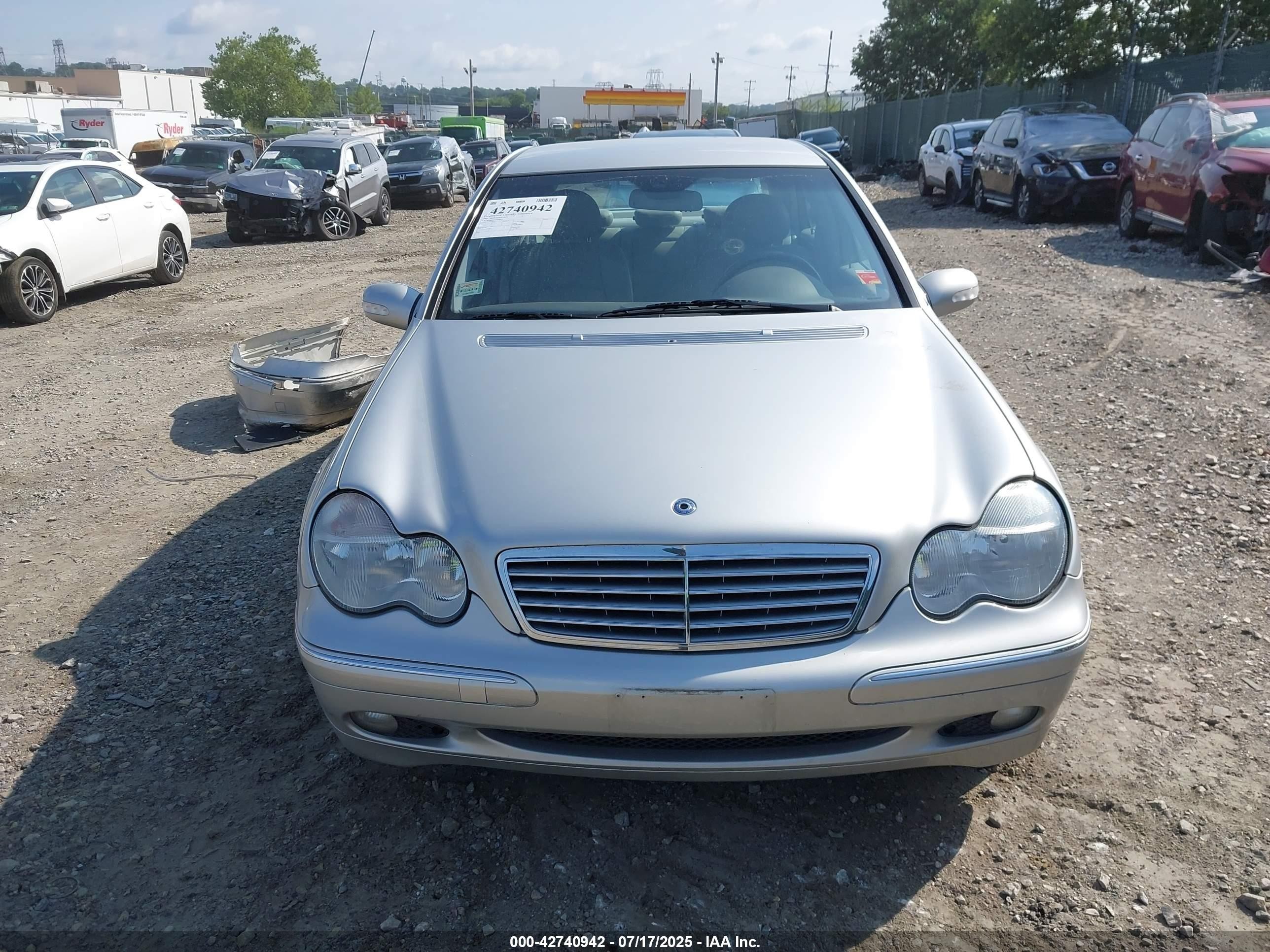 2002 Mercedes-benz C 240   Silver vin: WDBRF61J22F188793