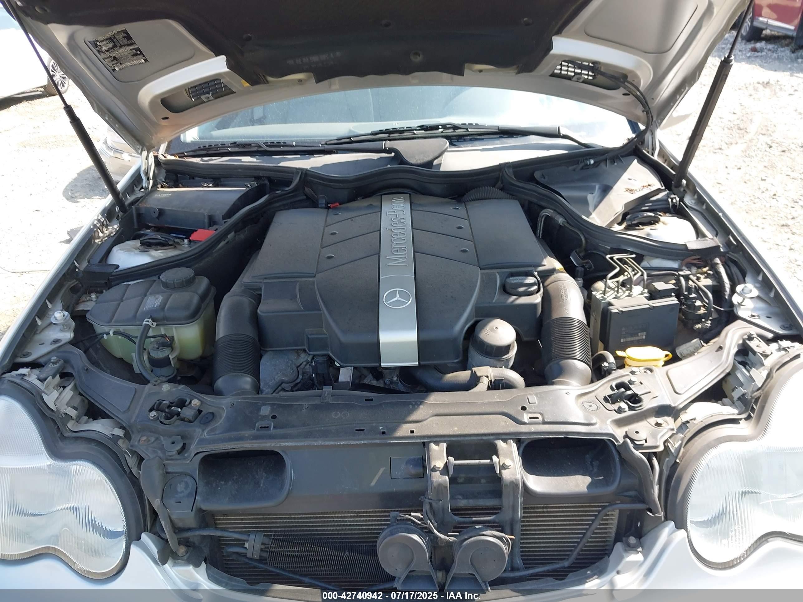 2002 Mercedes-benz C 240   Silver vin: WDBRF61J22F188793