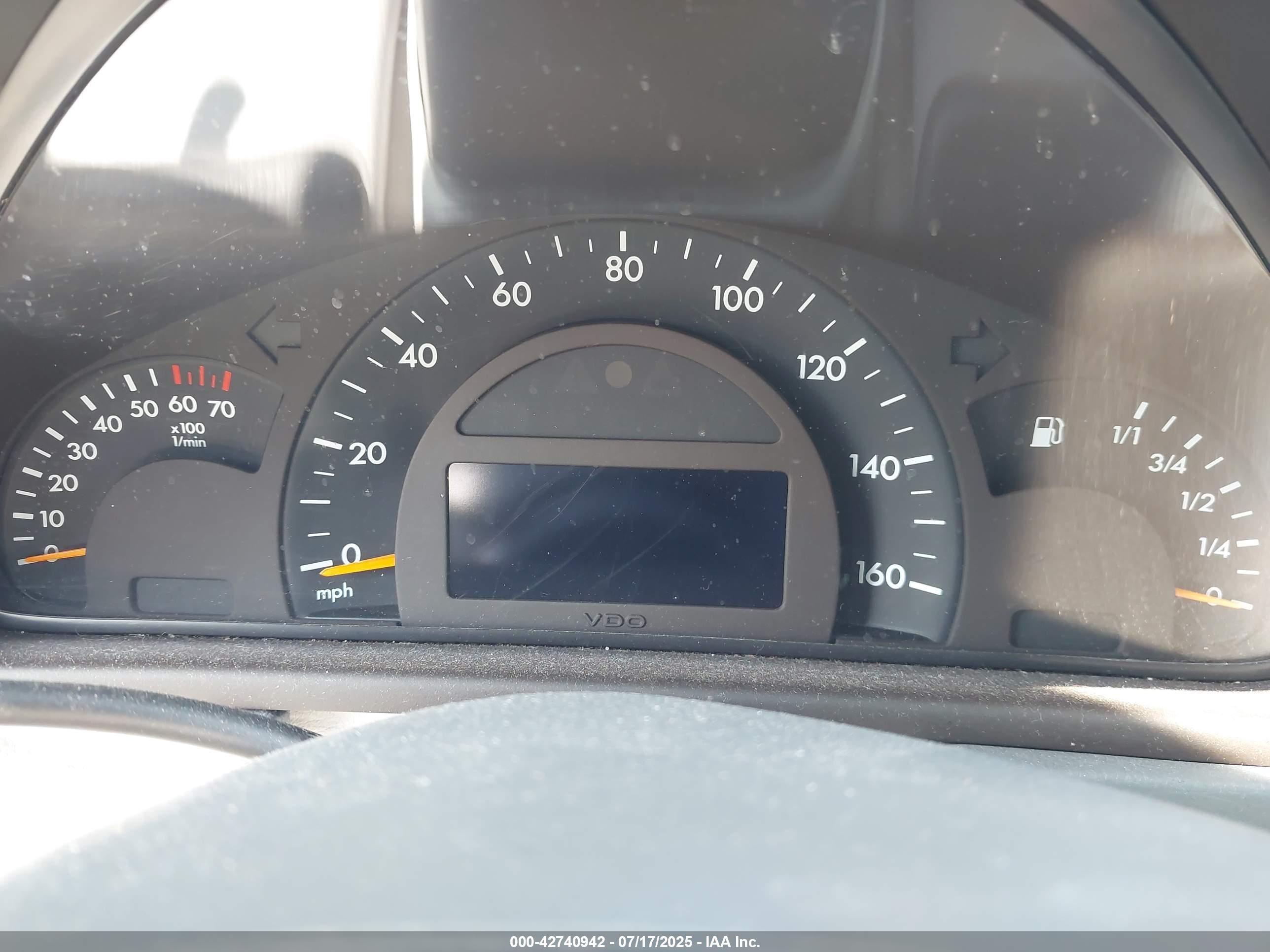 2002 Mercedes-benz C 240   Silver vin: WDBRF61J22F188793