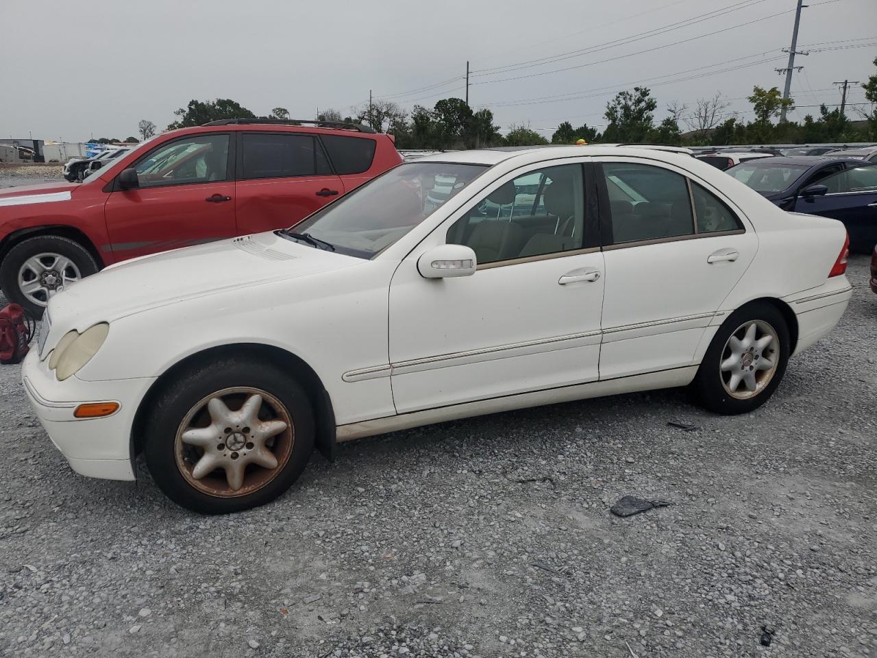 2002 Mercedes-benz C 240 Белый vin: WDBRF61J22F207729