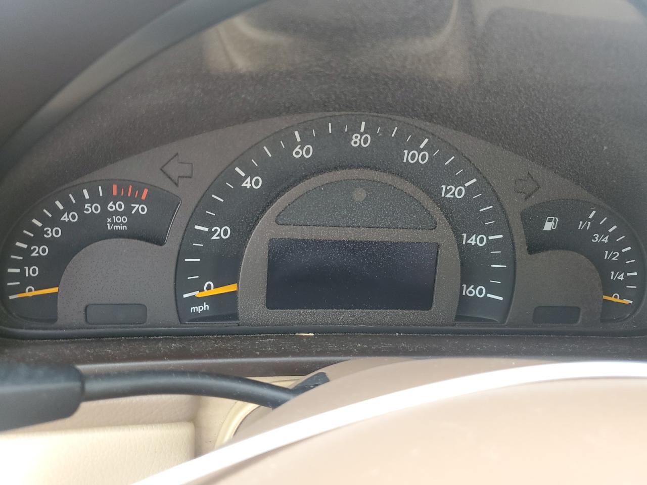 2002 Mercedes-benz C 240 Белый vin: WDBRF61J22F207729