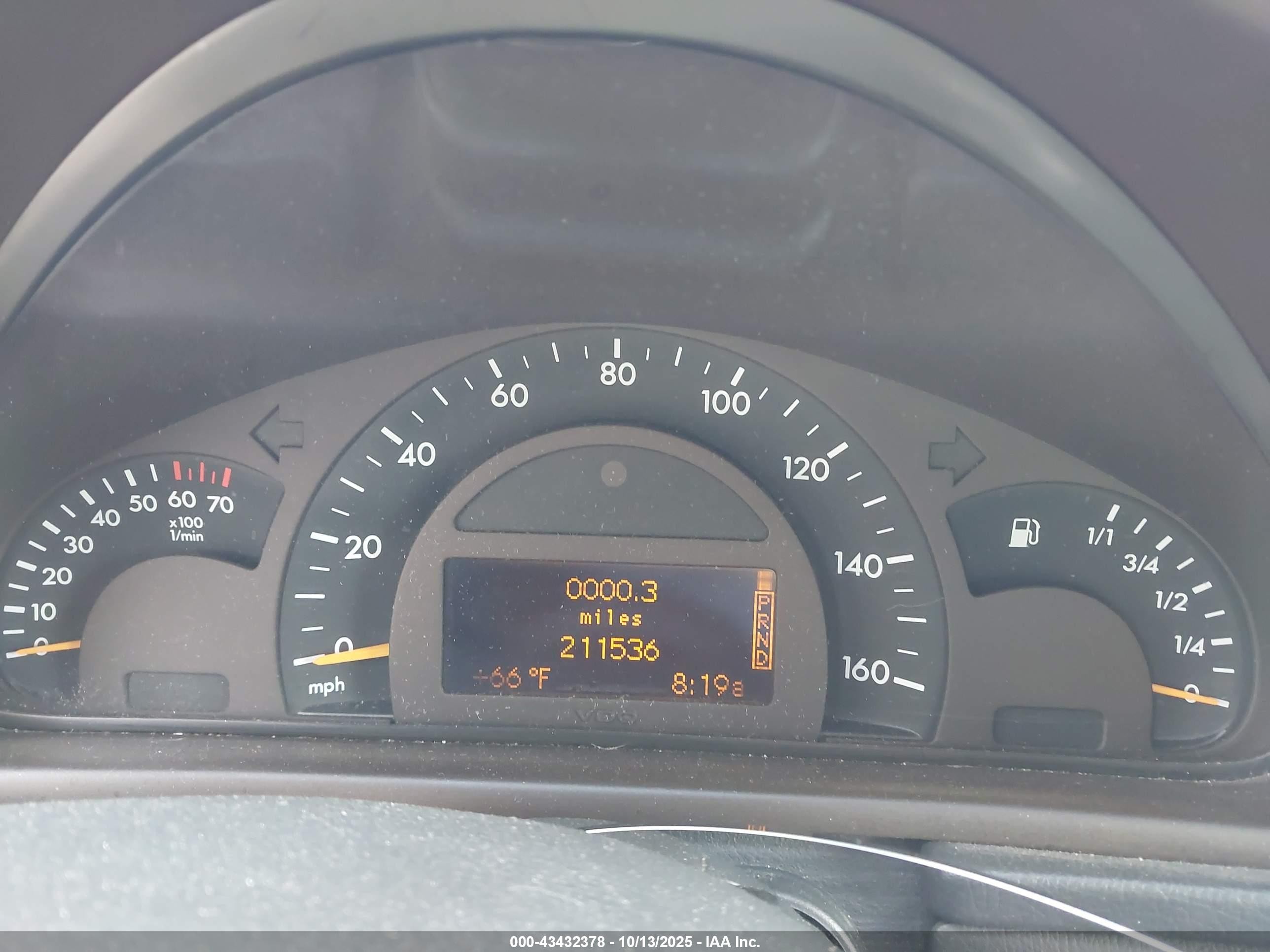 2002 Mercedes-benz C 240   Черный vin: WDBRF61J22F215314