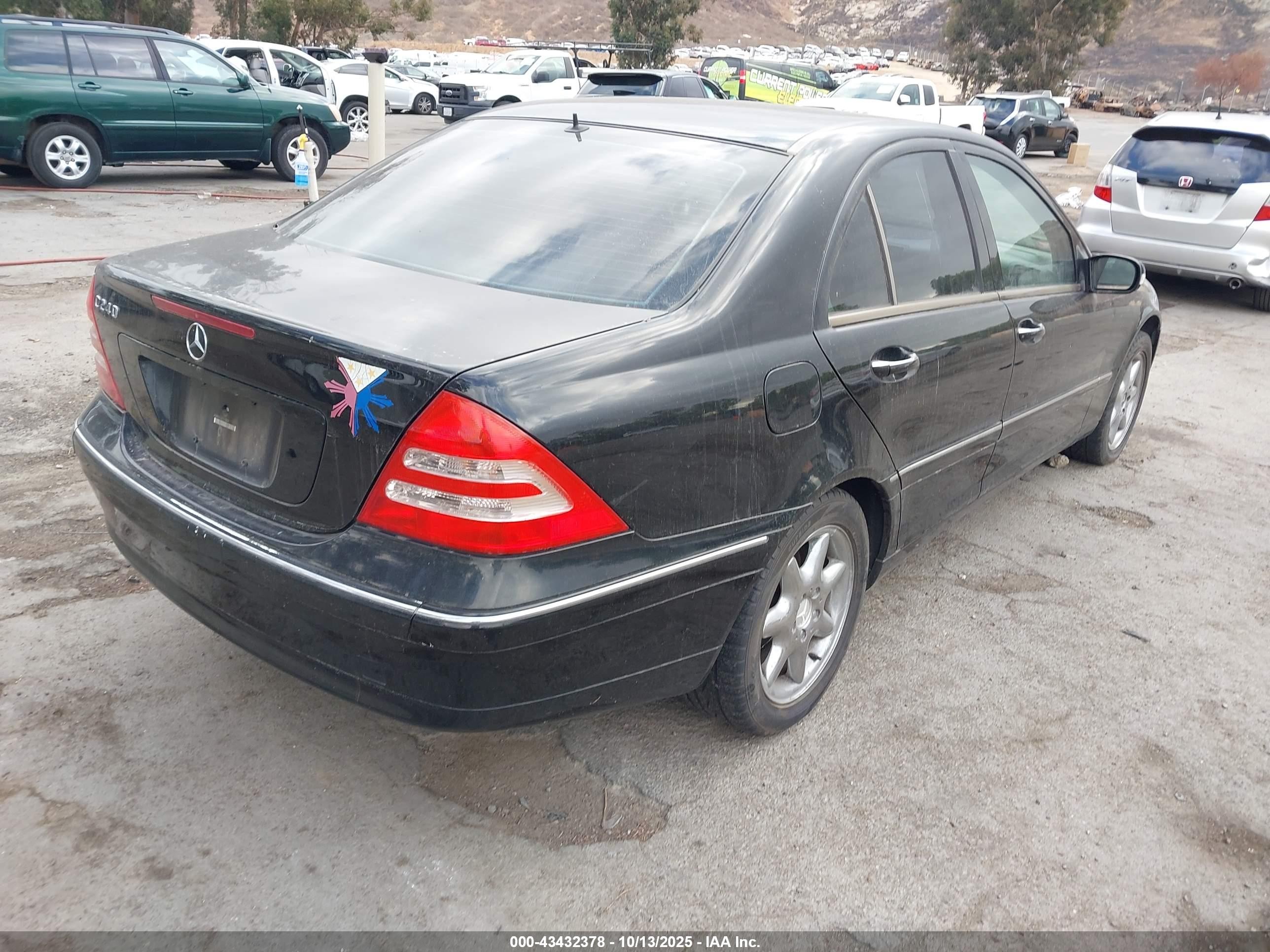 2002 Mercedes-benz C 240   Черный vin: WDBRF61J22F215314