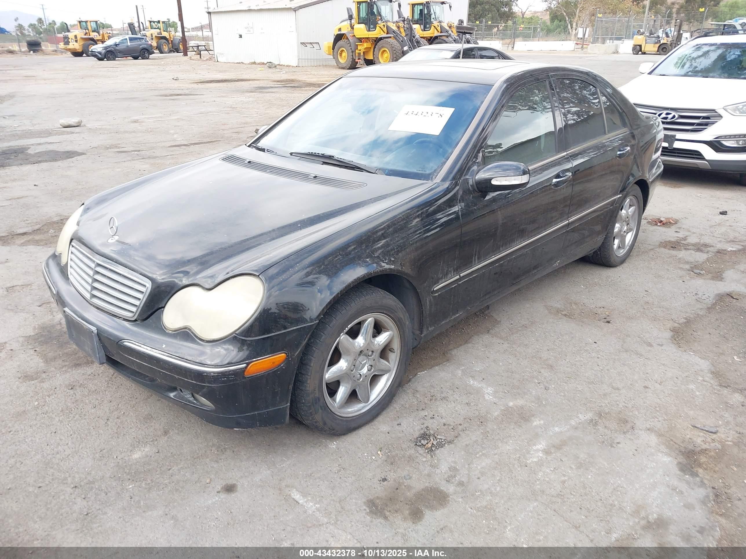 2002 Mercedes-benz C 240   Черный vin: WDBRF61J22F215314