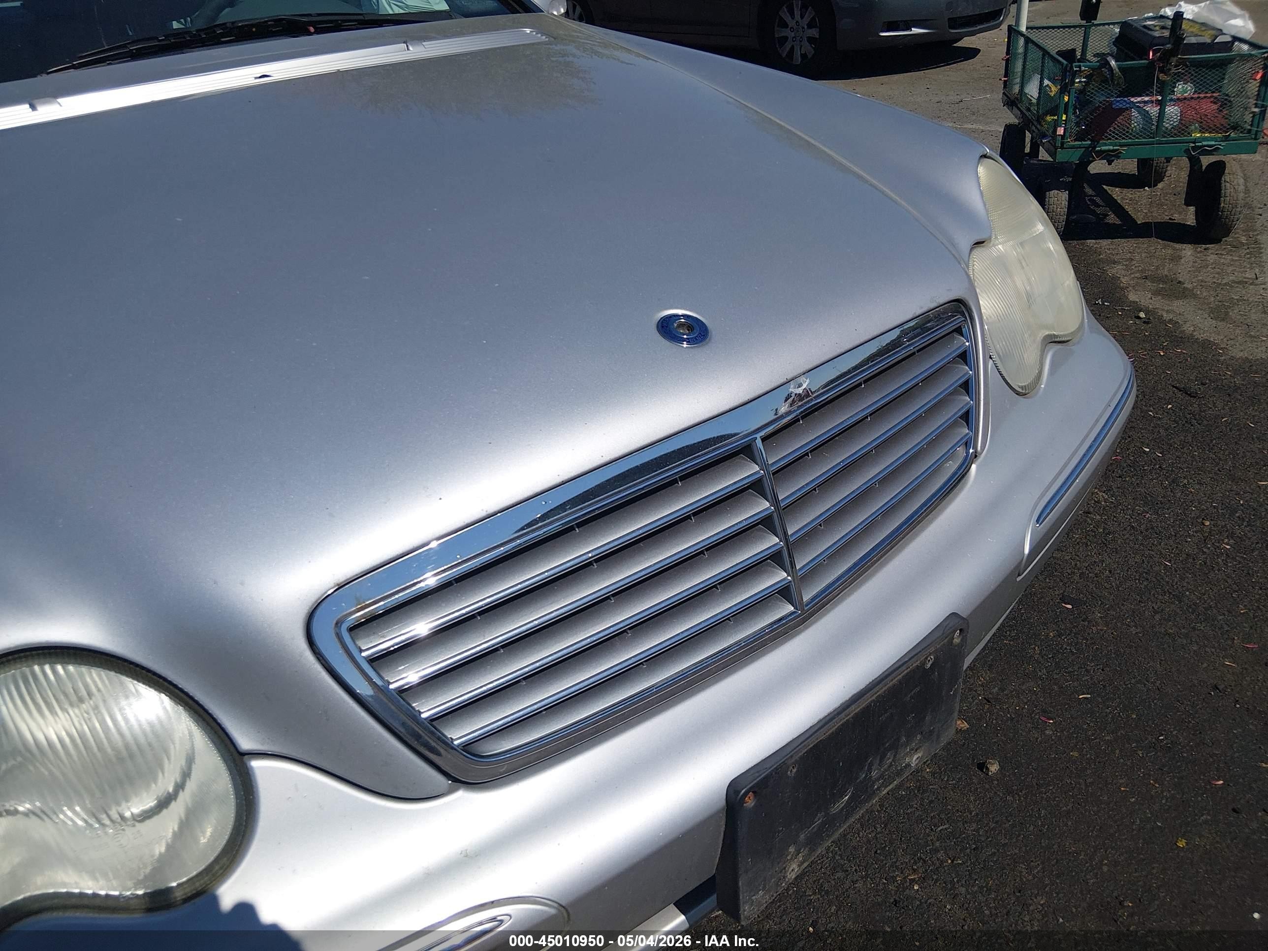 2002 Mercedes-benz C 240   Серебряный vin: WDBRF61J22F240651