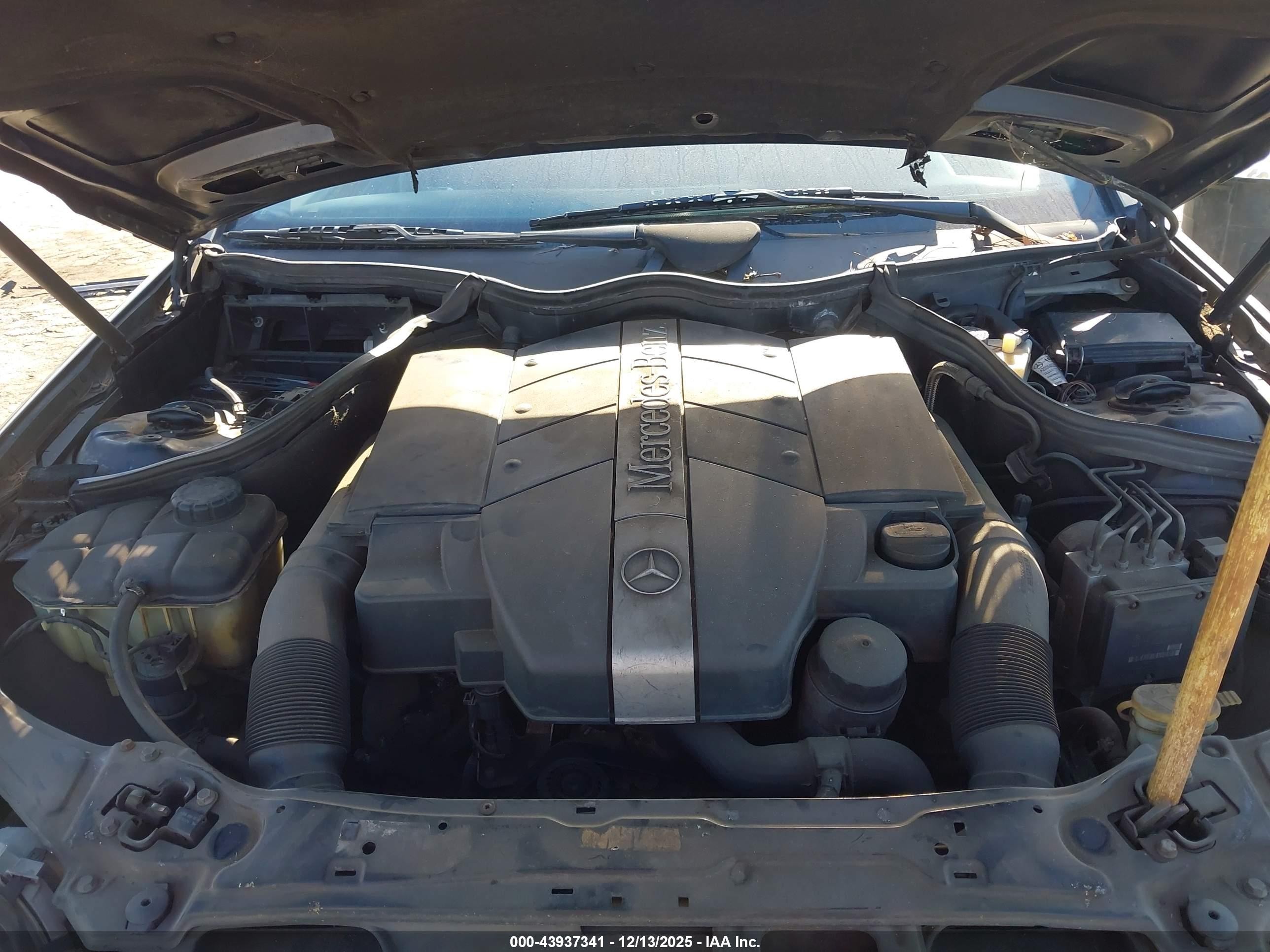 2002 Mercedes-benz C 240   Navy vin: WDBRF61J22F258549