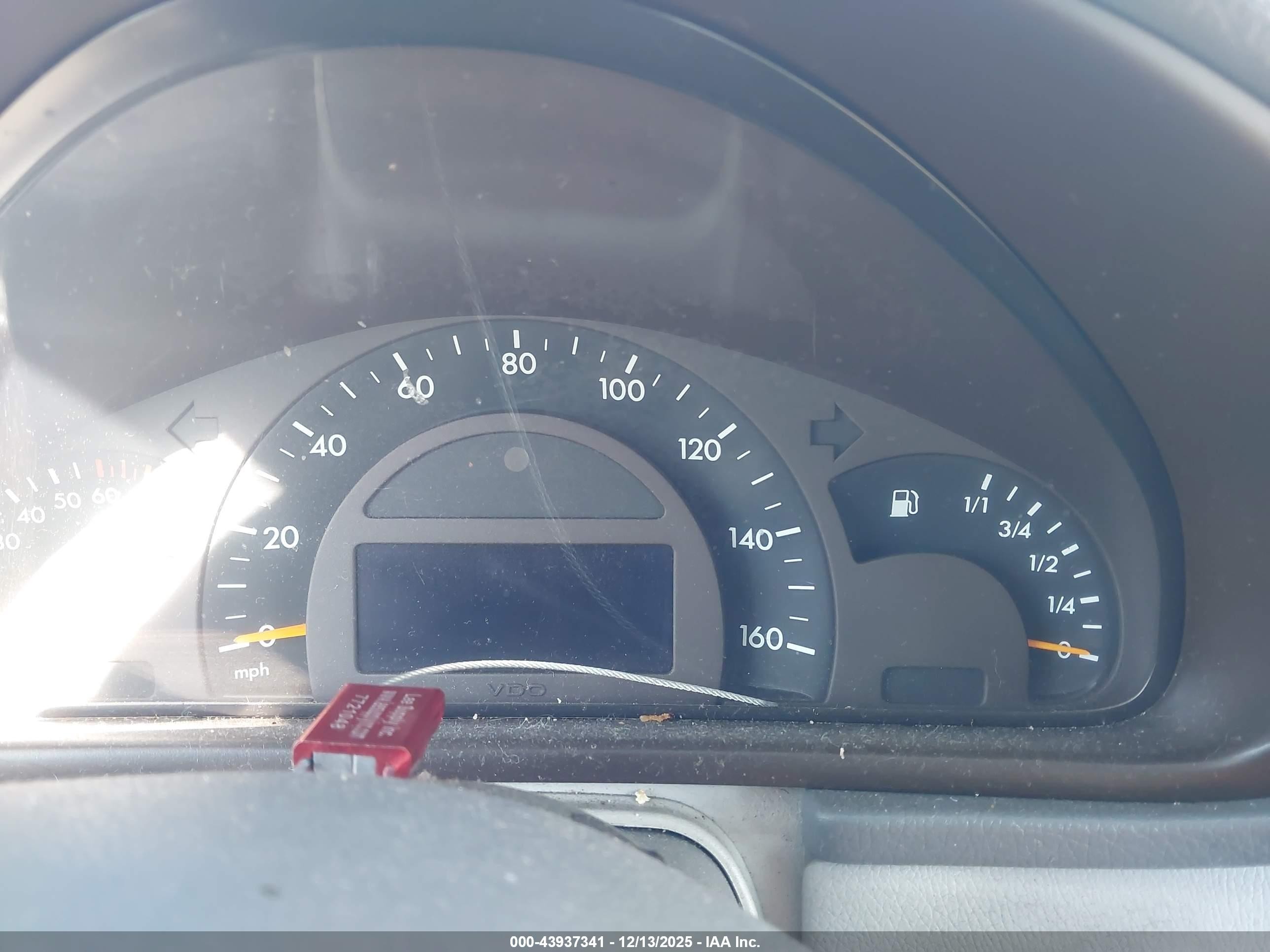 2002 Mercedes-benz C 240   Navy vin: WDBRF61J22F258549