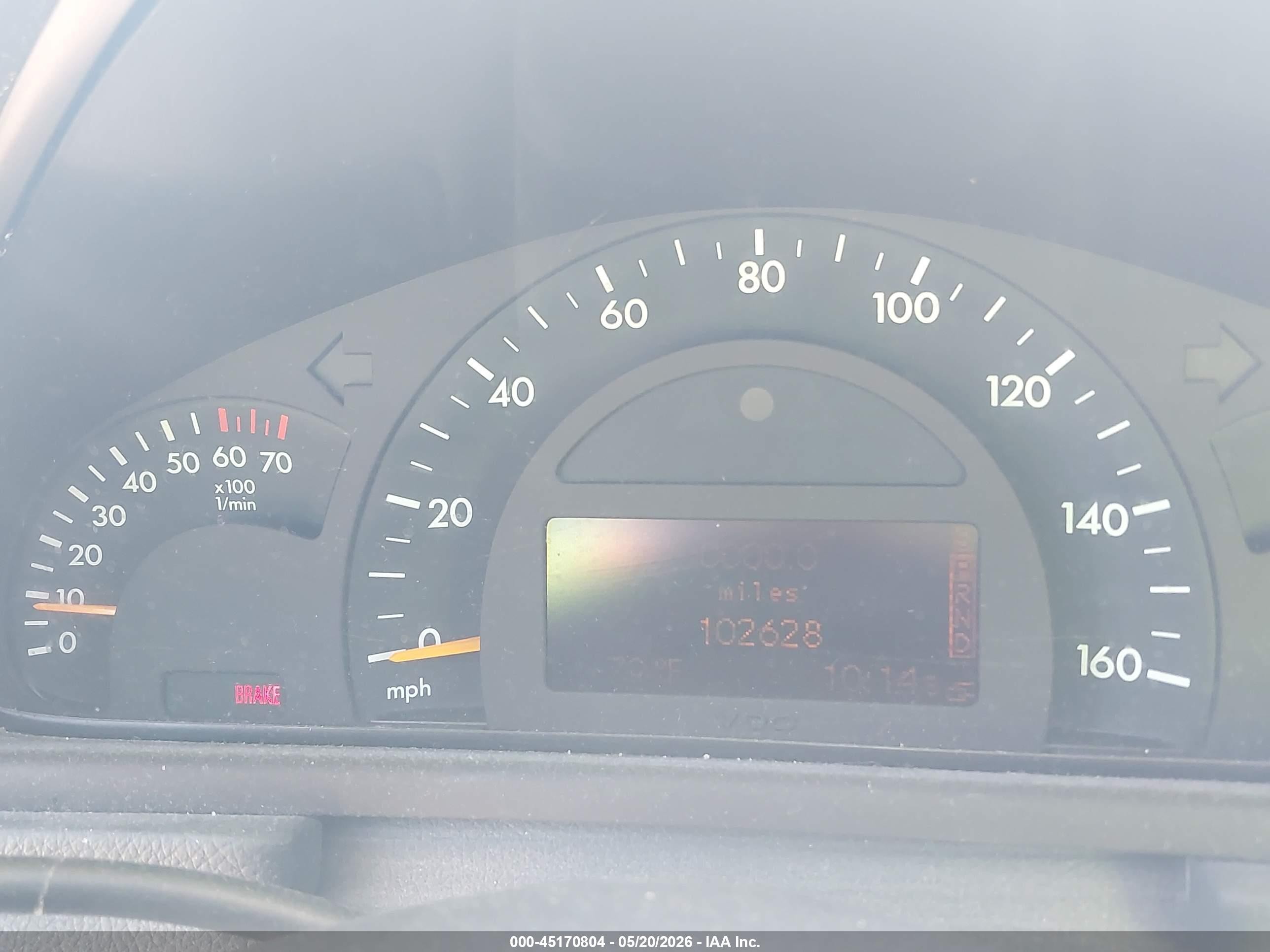 2002 Mercedes-benz C 240   Серебряный vin: WDBRF61J22F274749