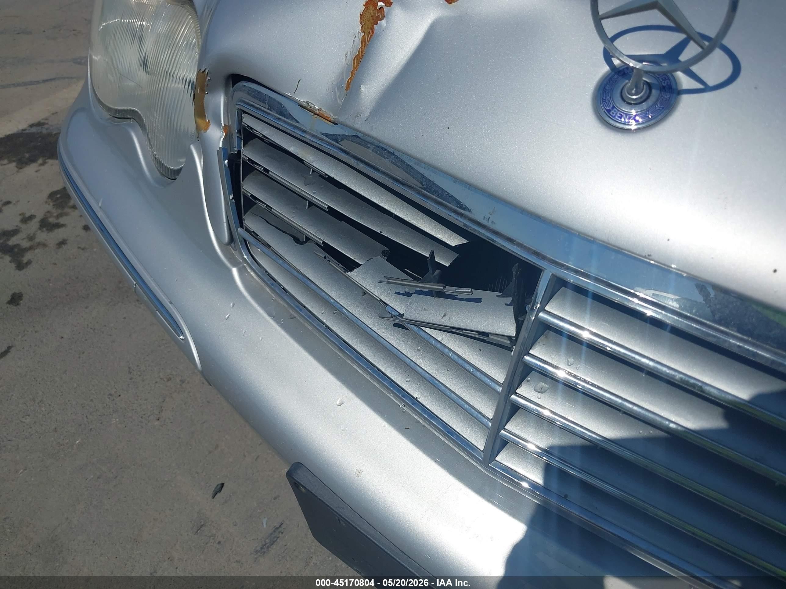 2002 Mercedes-benz C 240   Серебряный vin: WDBRF61J22F274749