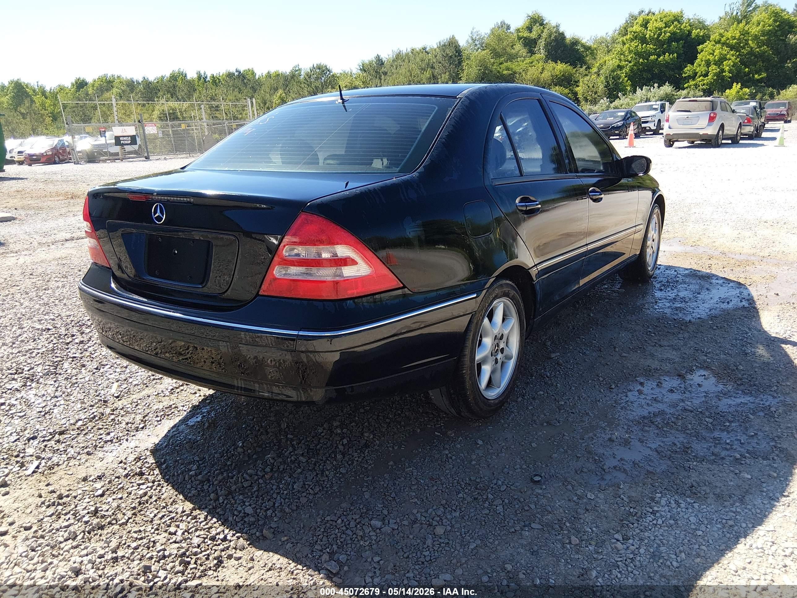 2003 Mercedes-benz C 240   Черный vin: WDBRF61J23A420324