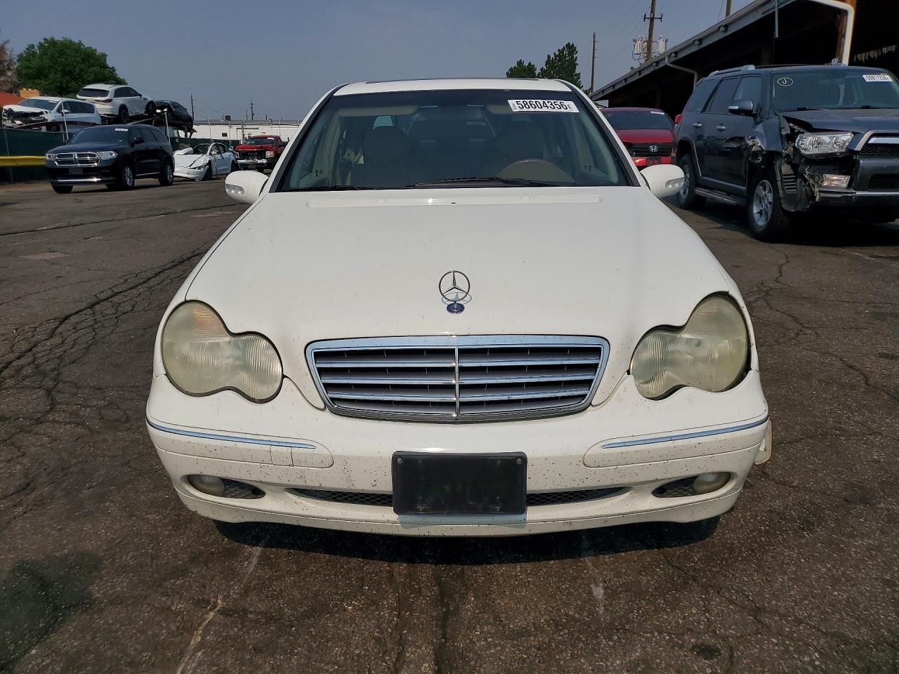 2003 Mercedes-benz C 240 White vin: WDBRF61J23A436541