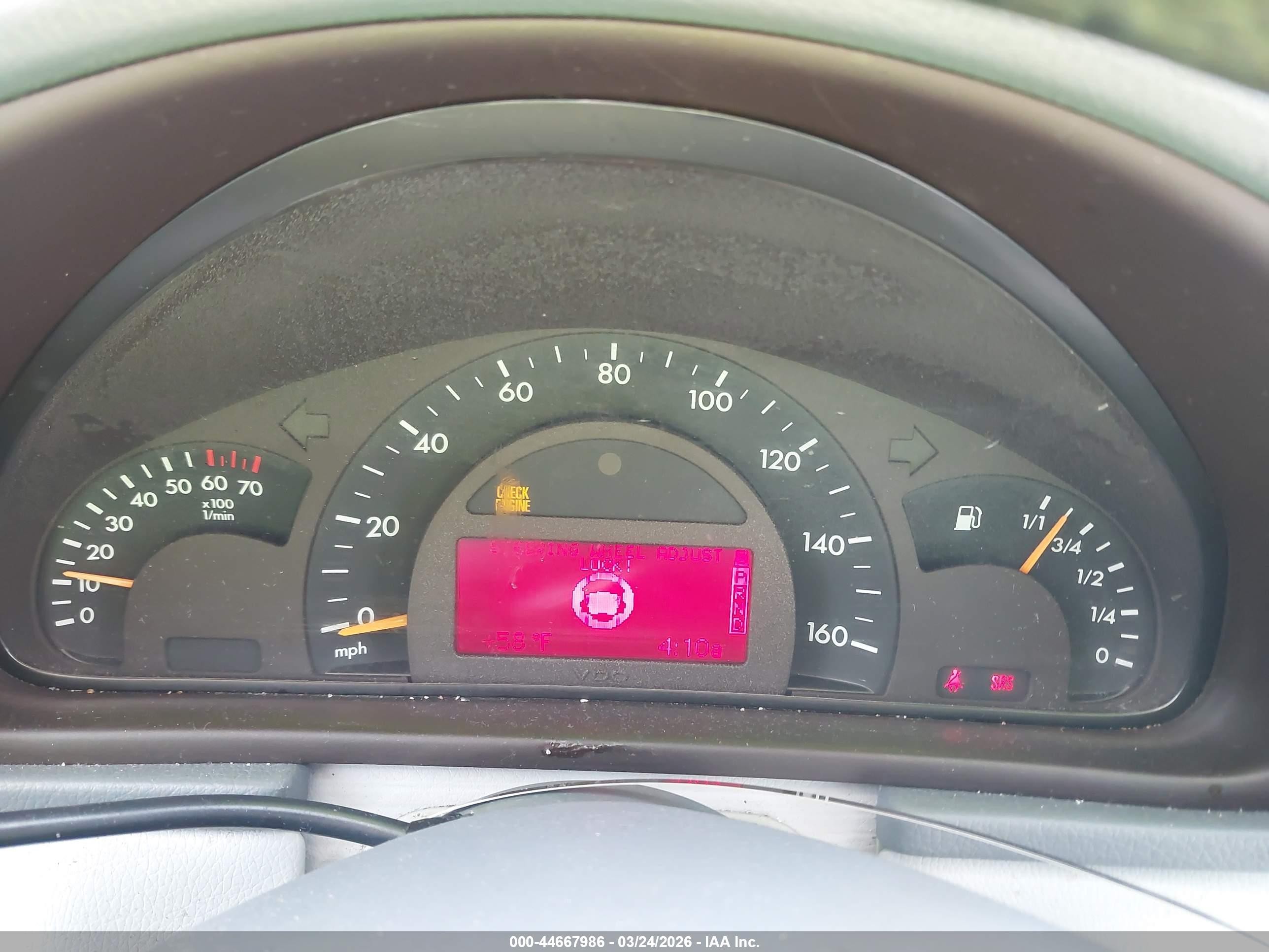 2003 Mercedes-benz C 240   Серебряный vin: WDBRF61J23E012348