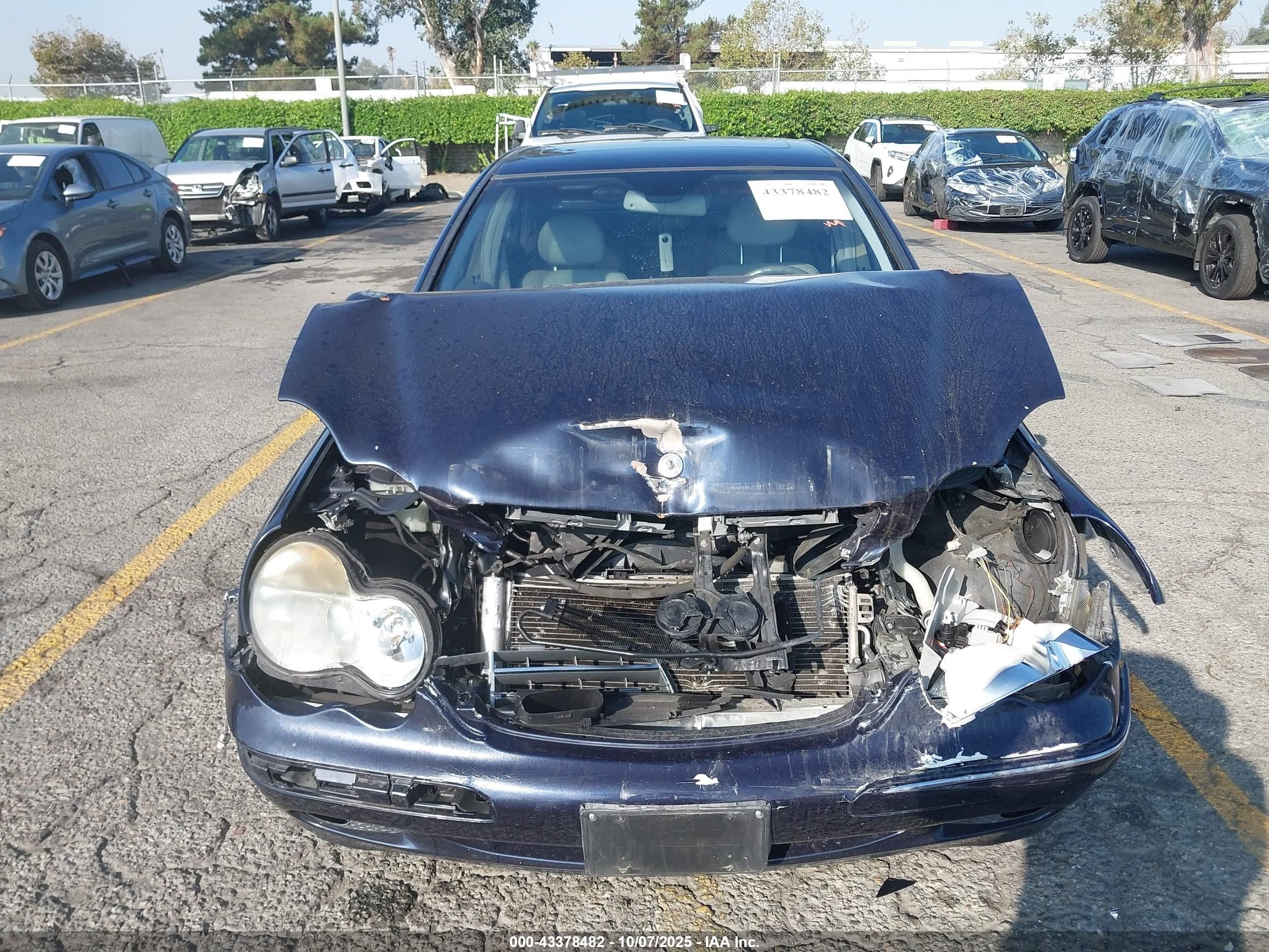 2003 Mercedes-benz C 240   Blue vin: WDBRF61J23F337544