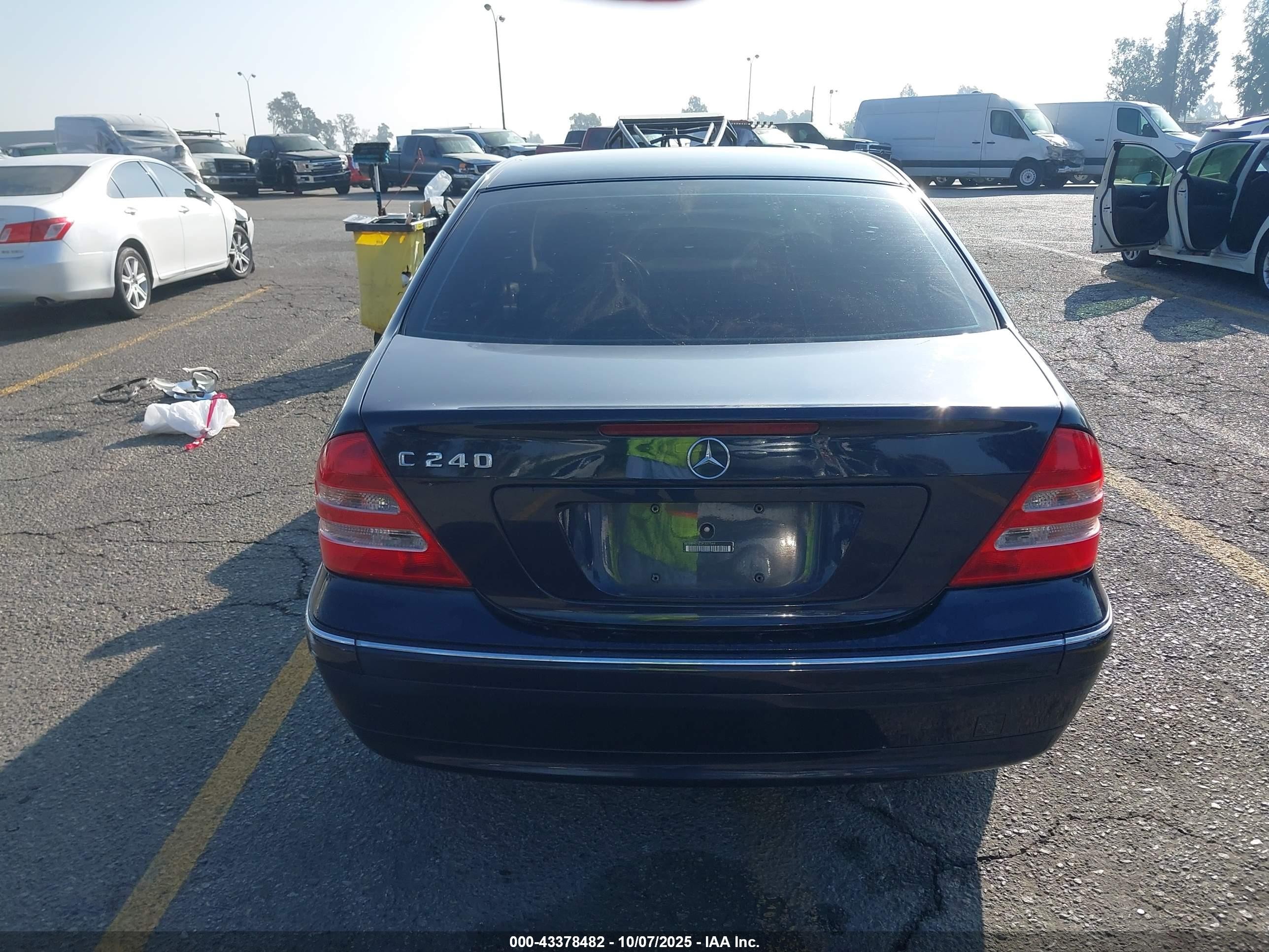 2003 Mercedes-benz C 240   Blue vin: WDBRF61J23F337544